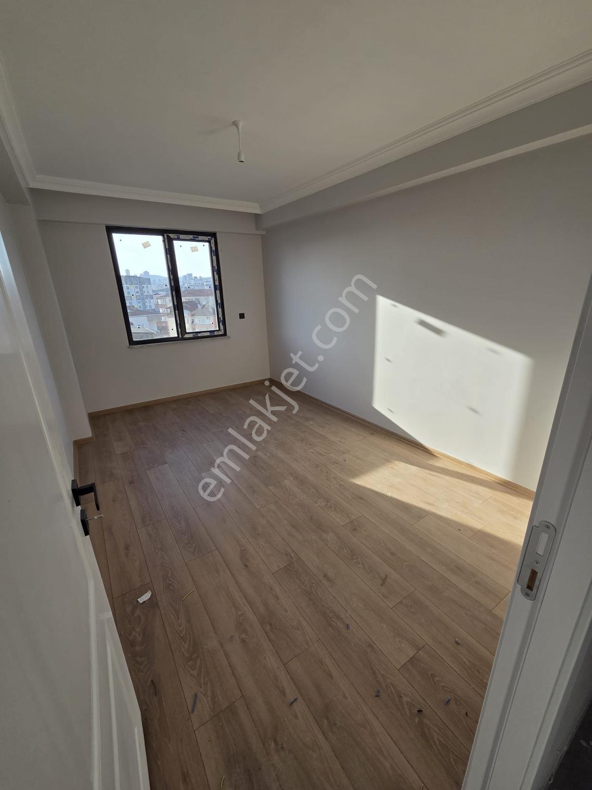Rookzdoruk'dn Çınardere Metroya Yakın, Önü Açık Ferah Modern 2+1 - Görsel 6
