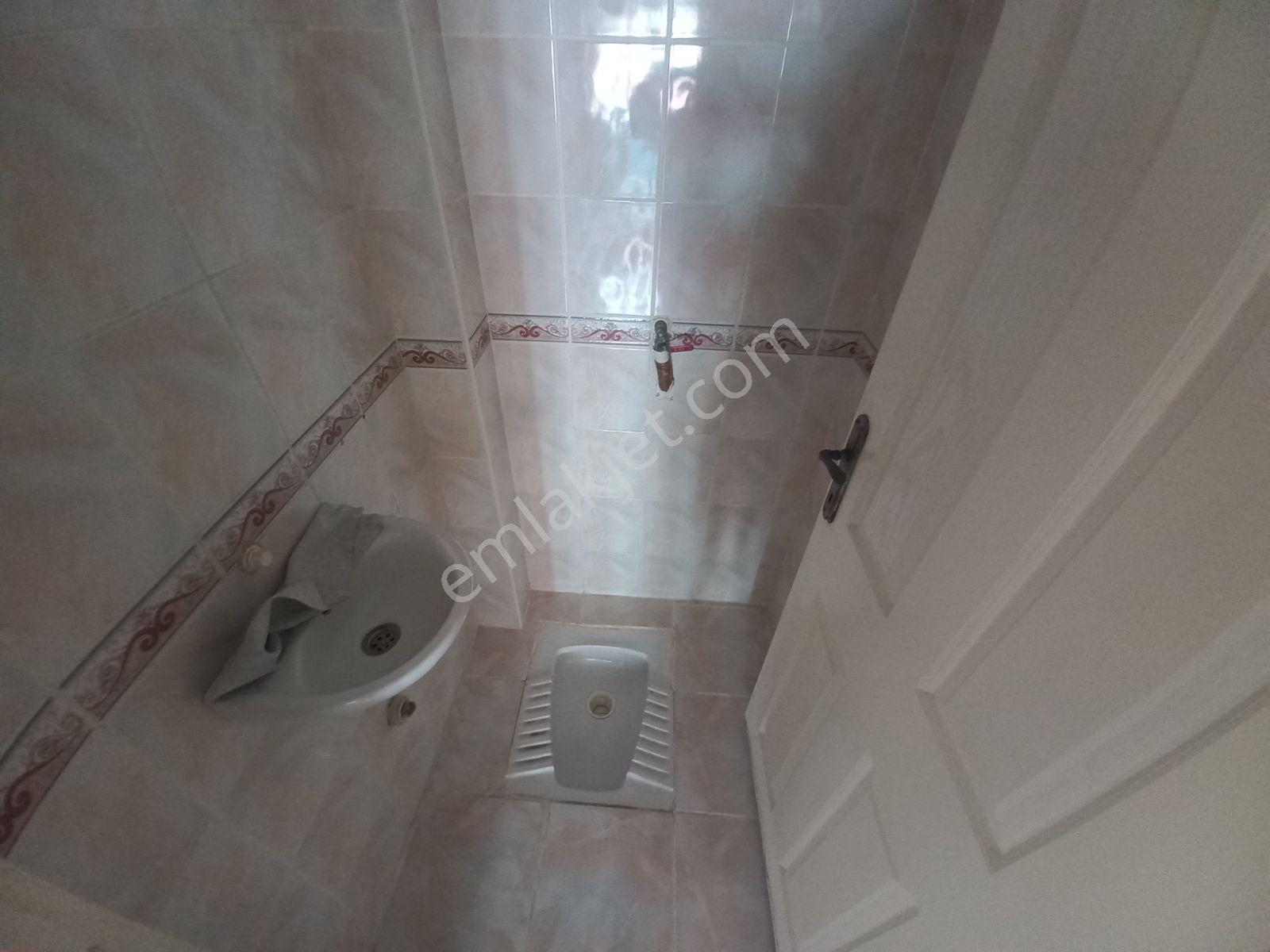 Çarşıya Yakın Arakat Geniş Kiralık 3+1 Arakat Daire - Görsel 3