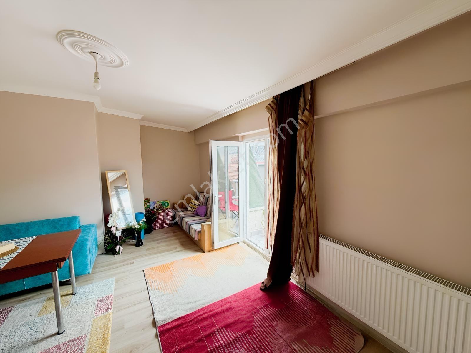 Meydan Muhtarlığı Karşısı Satılık Çift Kiracılı 2 Adet 1+1 - Görsel 11