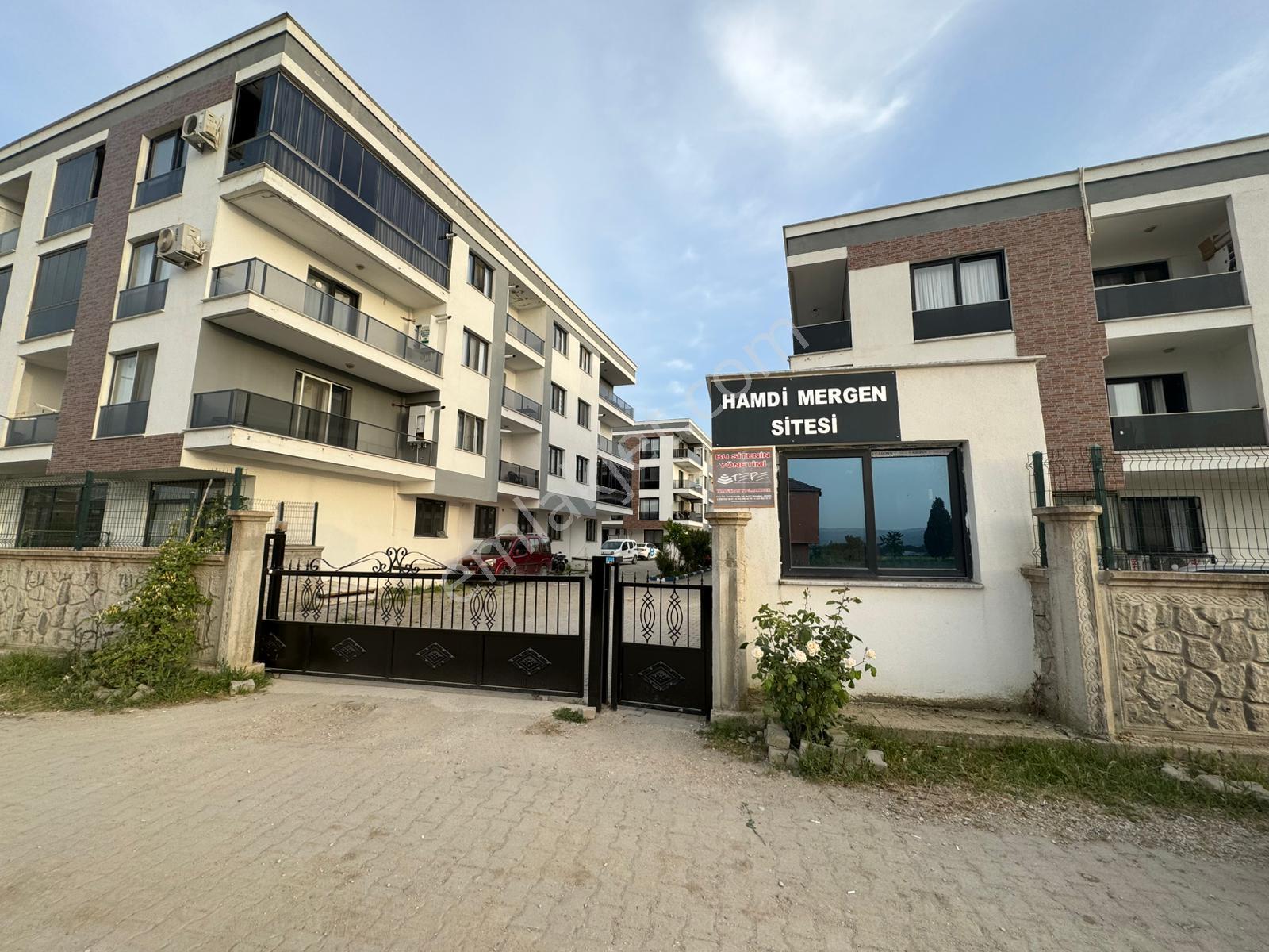 Manisa Yunusemre Muradiye 2+1 Eşyalı Kiralık Daire - Görsel 14