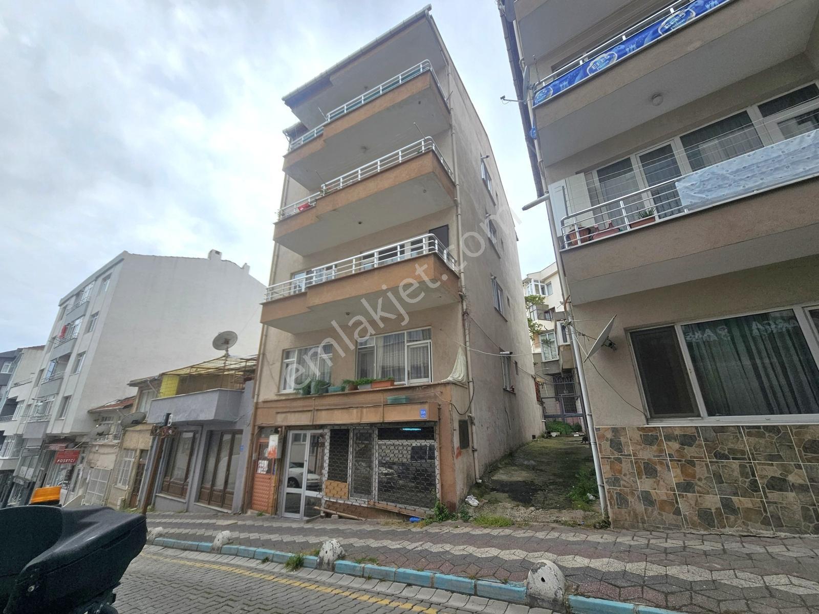 Ortacami Mah. Kolordu Cad. Merkezi Konum 2+1 Kombili Daire
