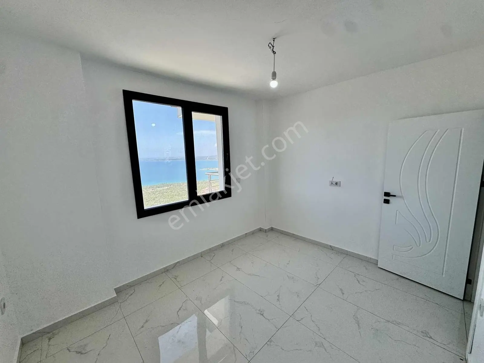 Kelepir Fırsat Deniz Manzaralı Havuzlu Site İçi 2+1 Daire - Görsel 3