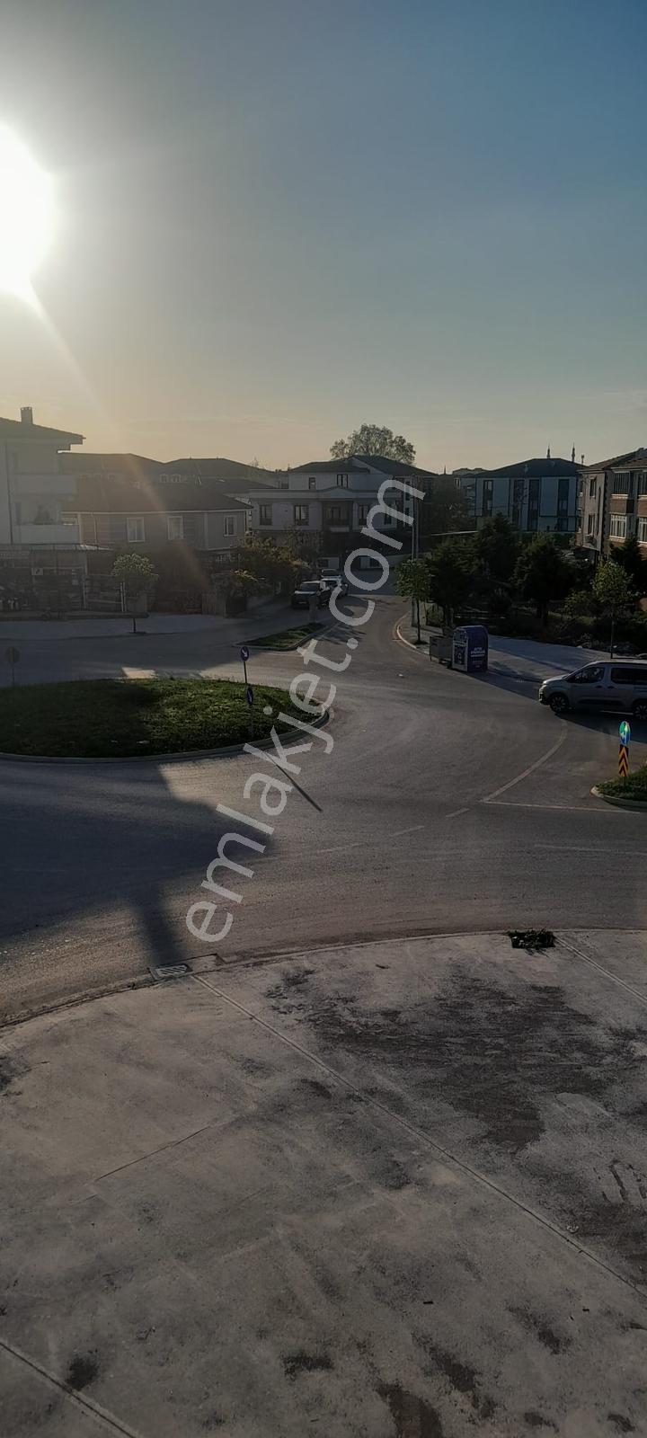 Karasu Kuzeyden Konumu Güzel 3+1 Mutfak Ayrı Kiralık Daire - Görsel 15