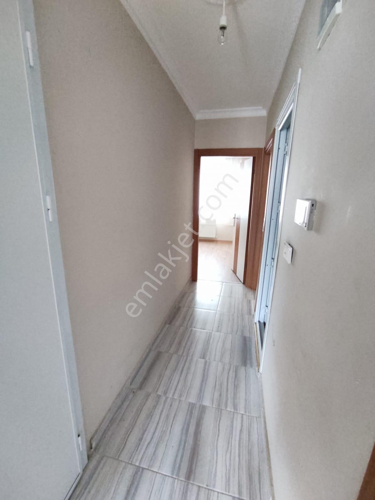 Ispartakule Cad. 2+1 Kap Mutfak Balkonlu Ara Kat Lüx 90m² Daire - Görsel 11