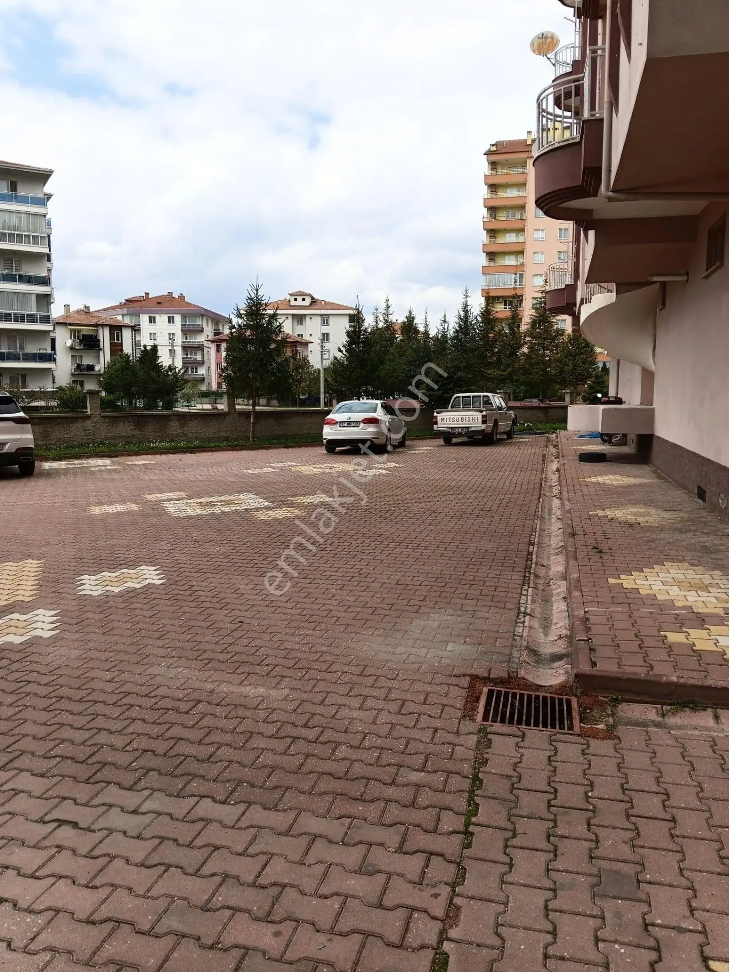 Yunuslu Mah.gümüştaş Sit.de Kat 4 De 3+1 Bakımlı Dairedir - Görsel 4