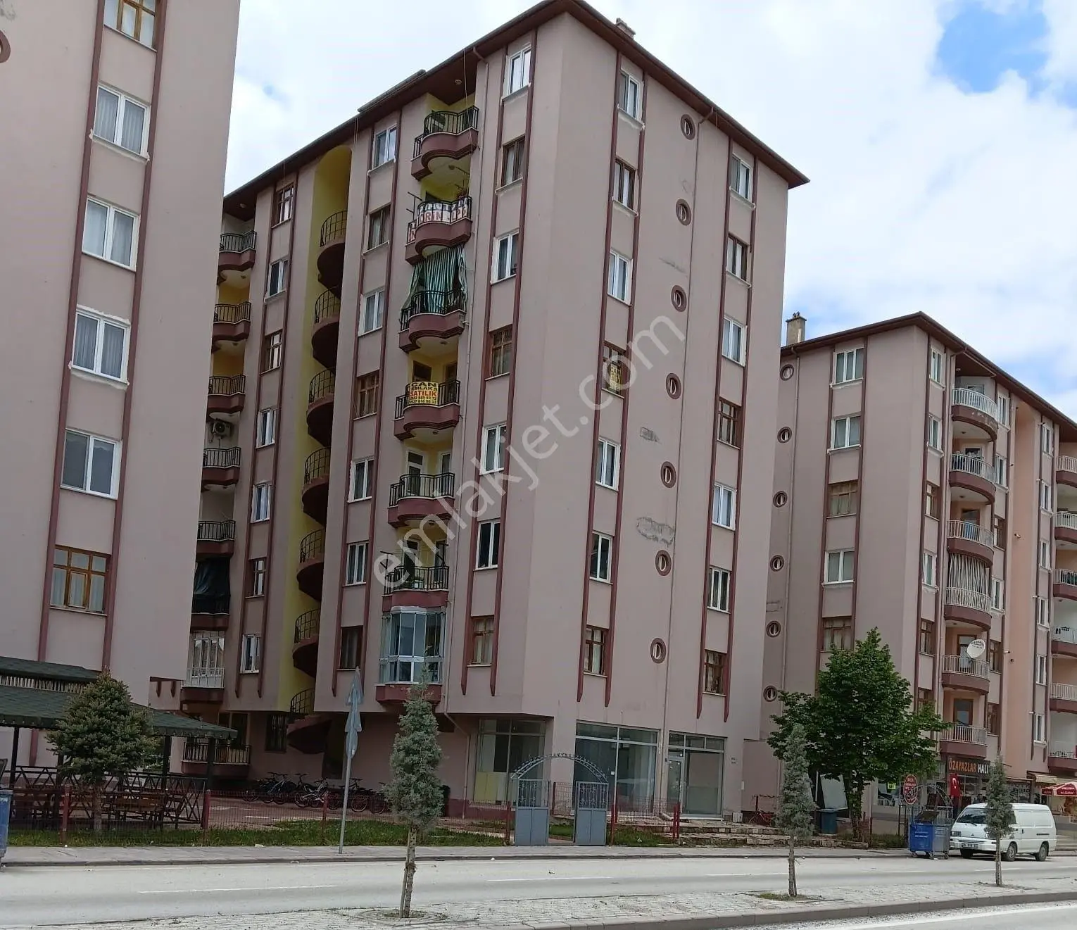 Yunuslu Mah.gümüştaş Sit.de Kat 4 De 3+1 Bakımlı Dairedir - Görsel 3
