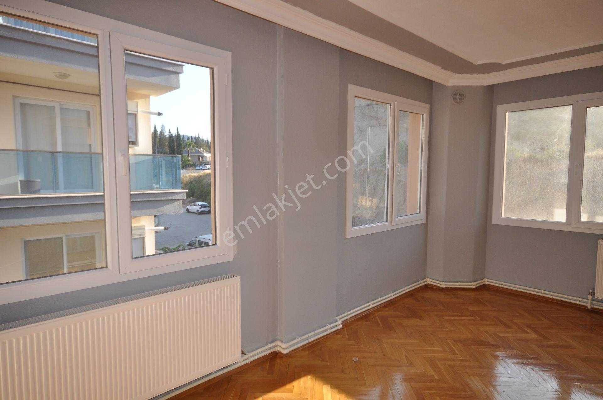 Söke Yenikent Mh. Karakaşlar Sitesinde Satılık 3+1 Daire - Görsel 5