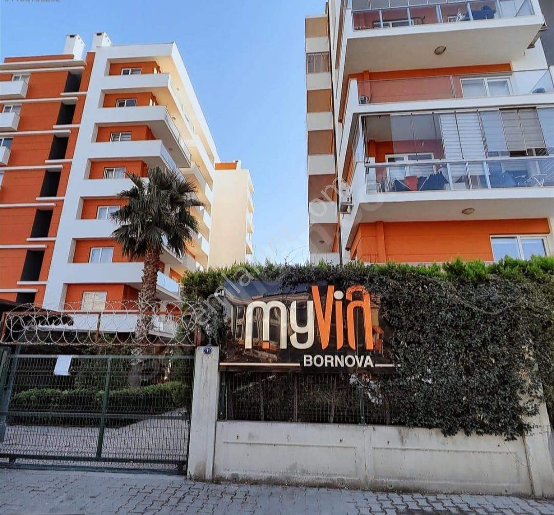 Myvia Bornova 1+1 Eşyalı Kiralık Daire