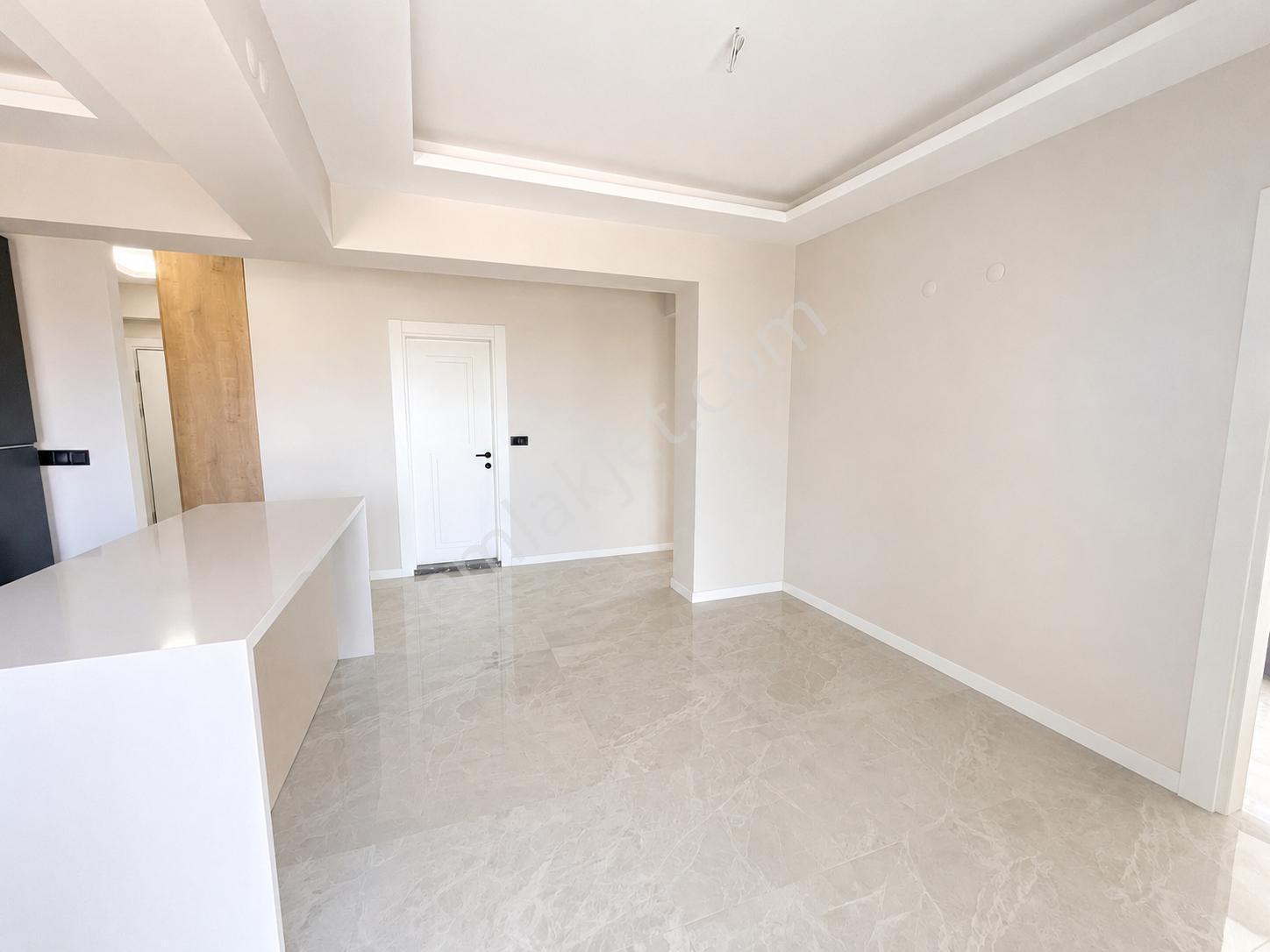 Ataşehirde Havuzlu,güvenlikli Sitede Özel Tasarım 2+1 Daire - Görsel 14