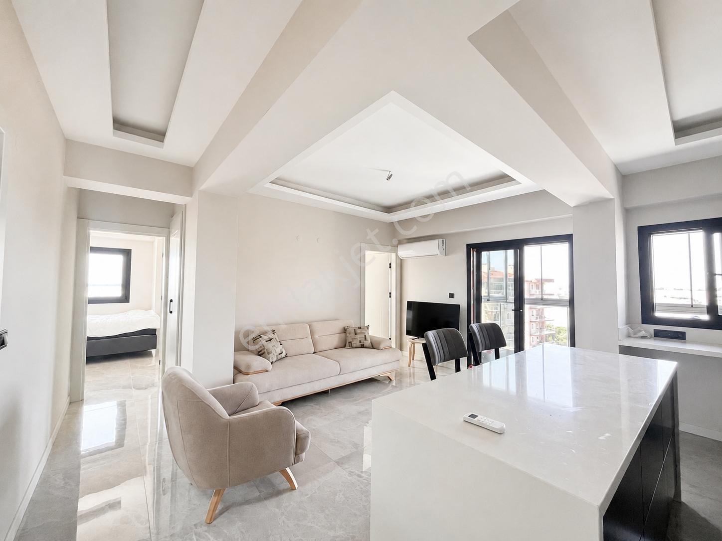 Ataşehirde Havuzlu,güvenlikli Sitede Özel Tasarım 2+1 Daire - Görsel 11
