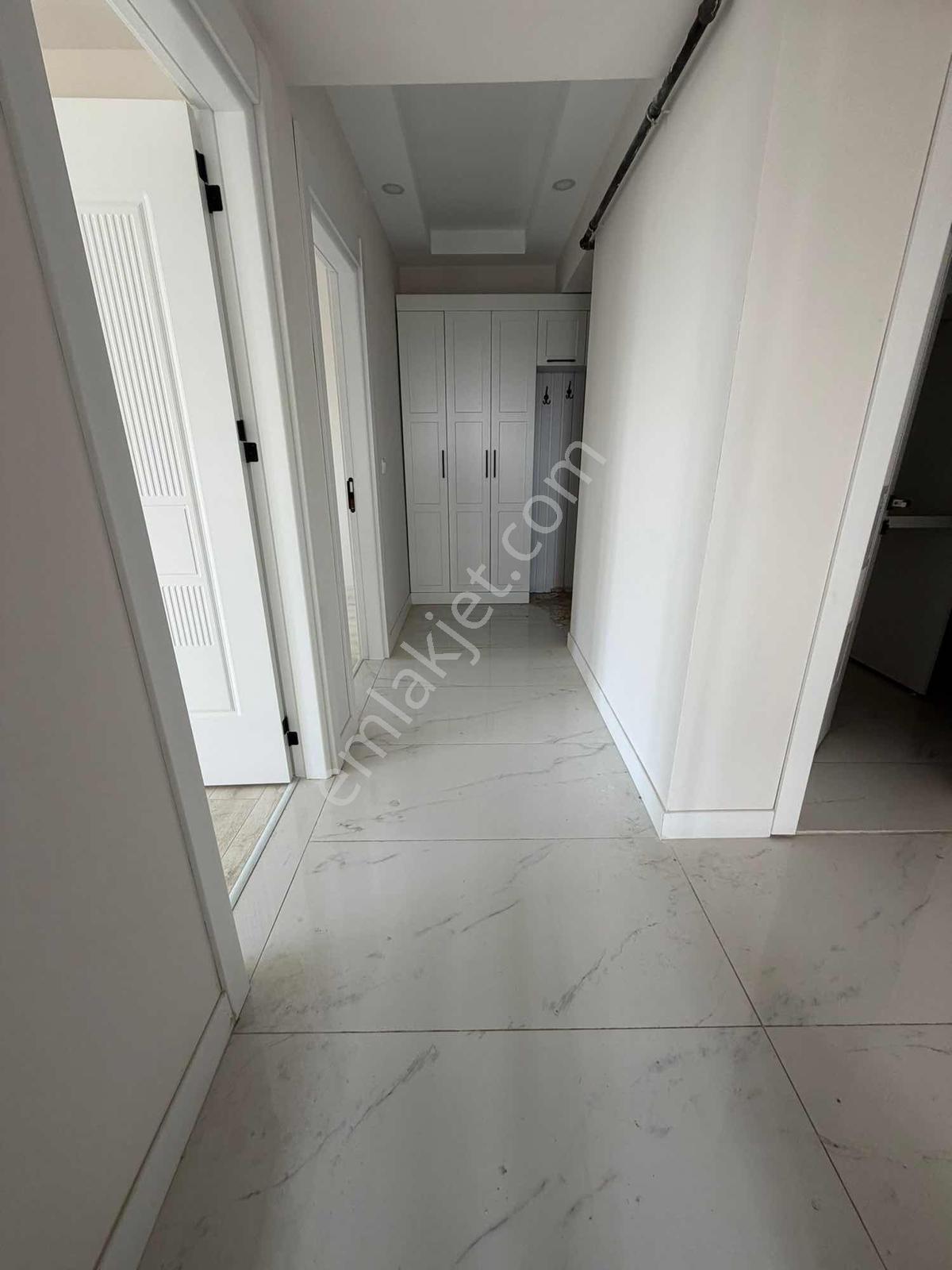 Mehmetoğlu Gayrimenkul'den Kiralık 2+1 Daire Laçin Garden - Görsel 3