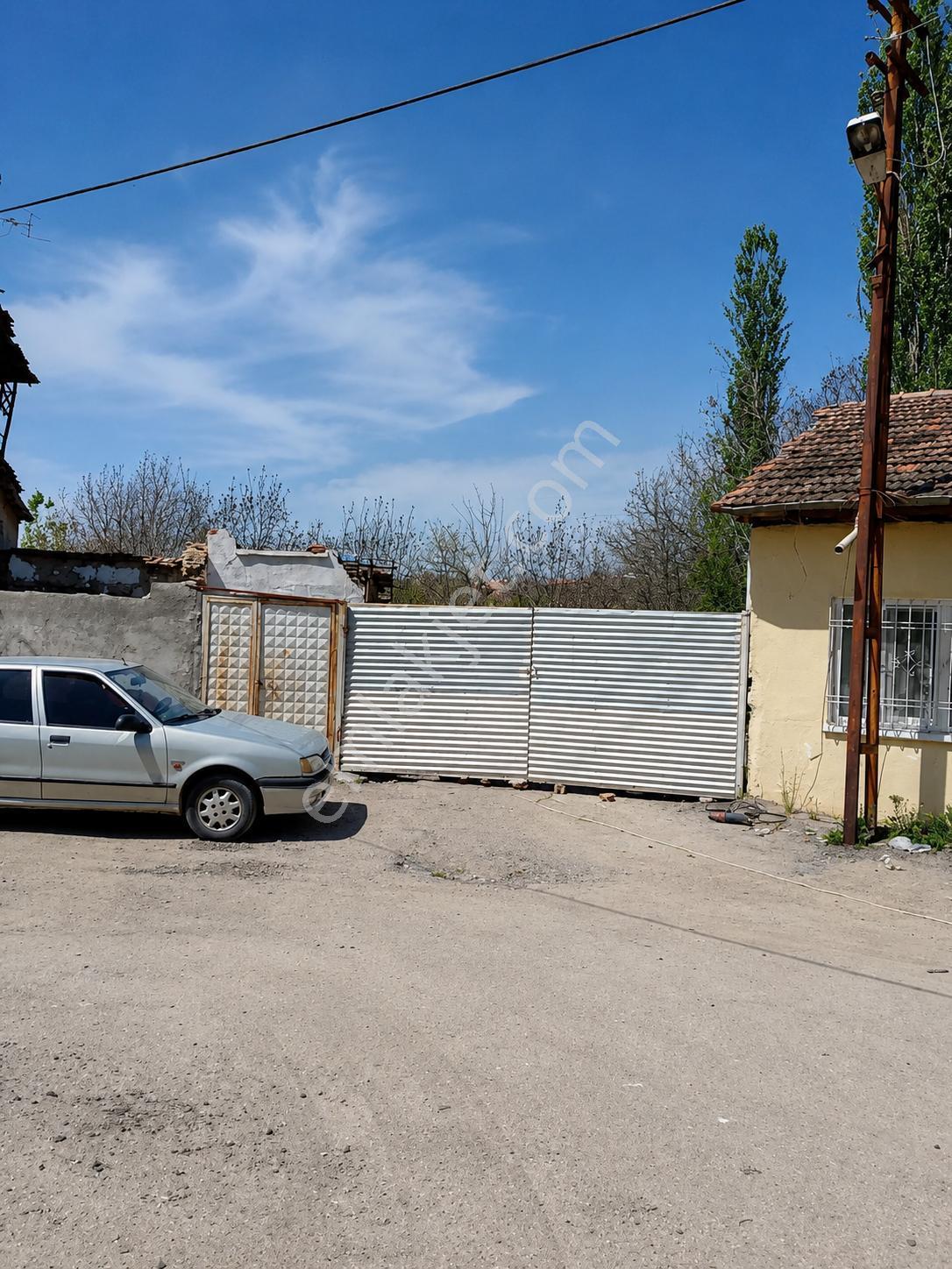 Kaynarca Bağlantı Yolunda 500 Metre Kiralık Arsa Harika Konumda - Görsel 6