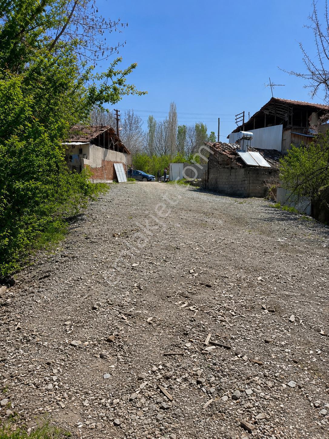 Kaynarca Bağlantı Yolunda 500 Metre Kiralık Arsa Harika Konumda - Görsel 4