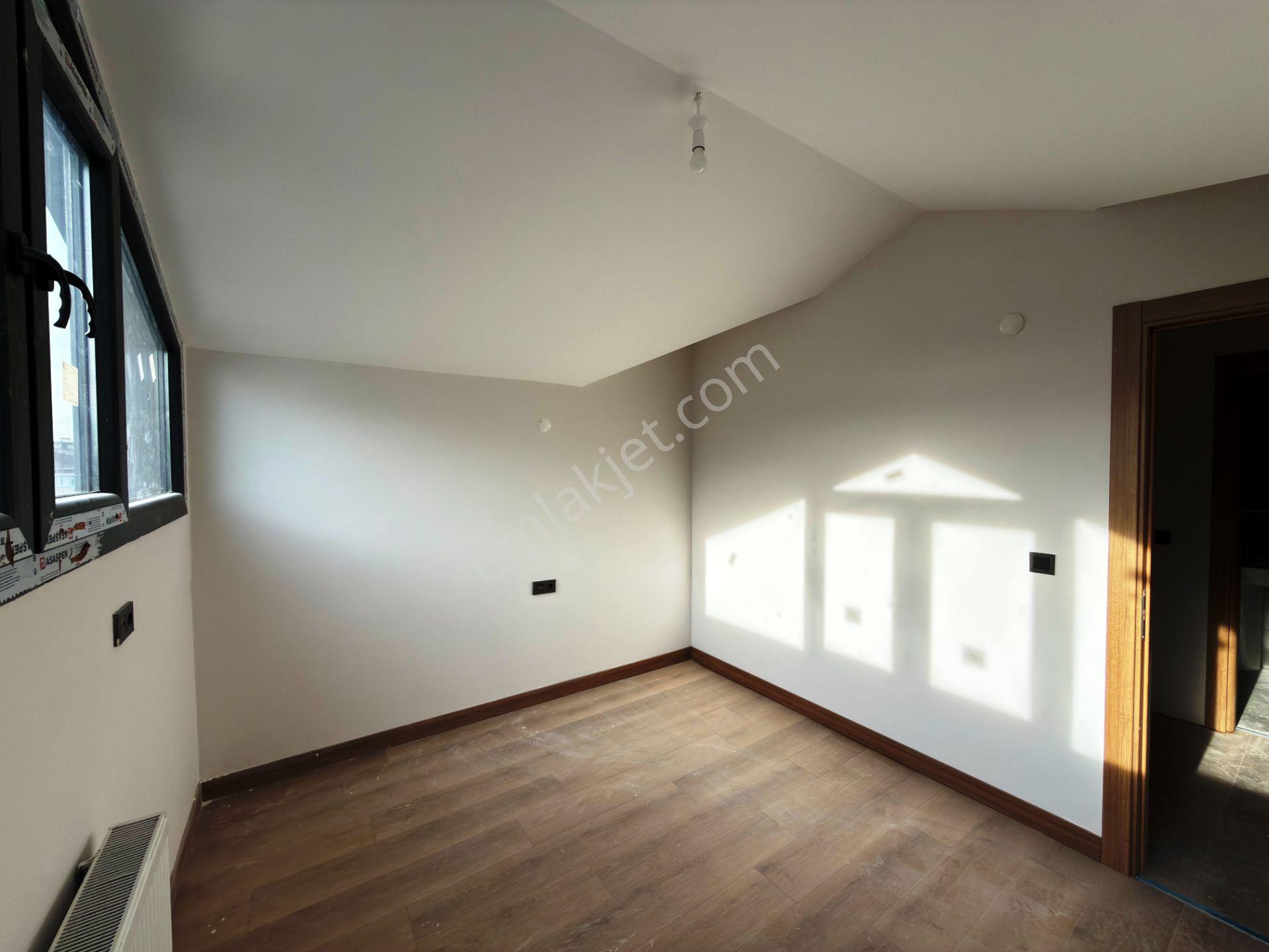 Boğaz'a Yakın Konumda '0' Site İçinde Teraslı 6.kat Kiralık 3+1 - Görsel 16