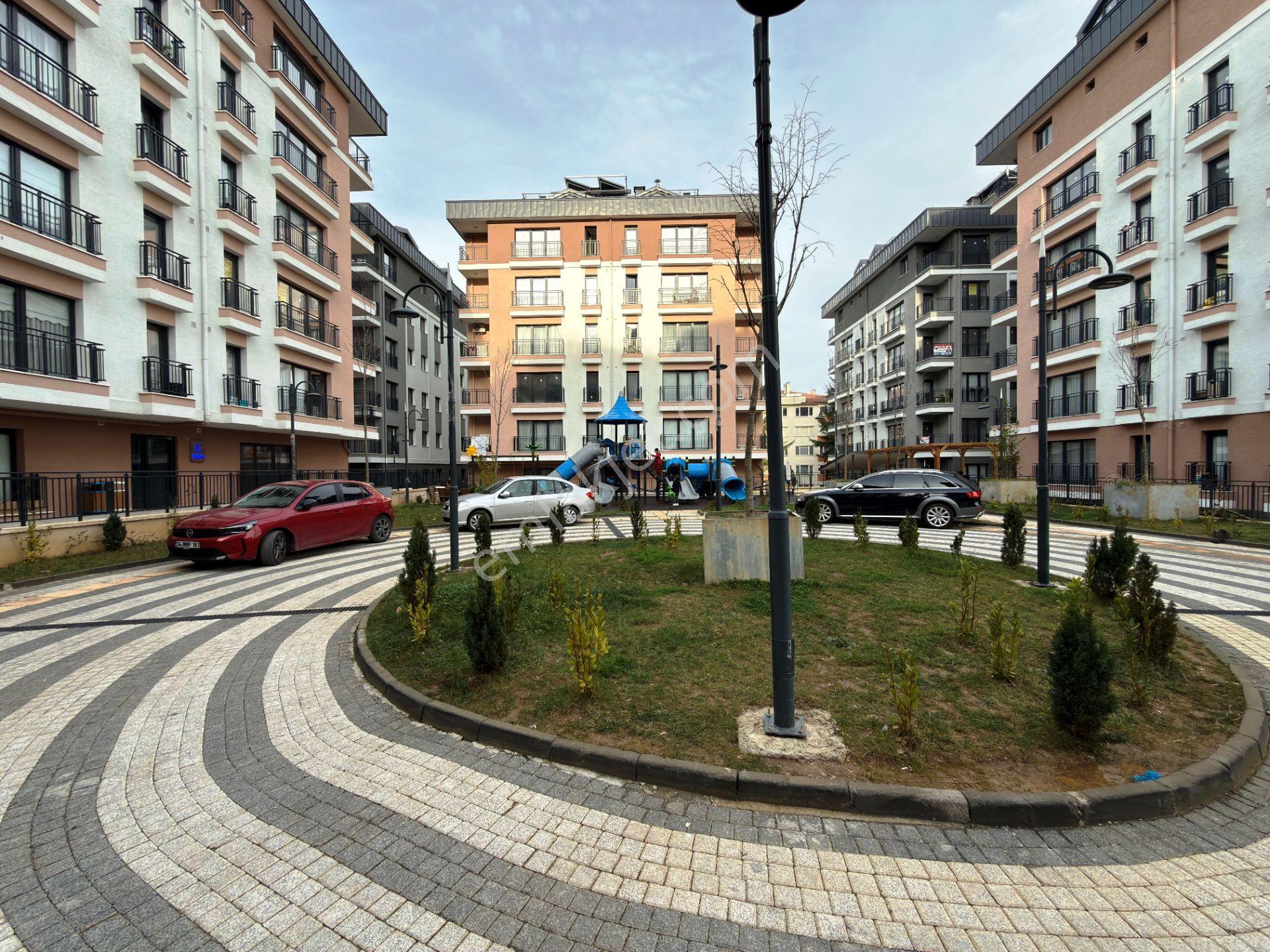 Boğaz'a Yakın Konumda '0' Site İçinde Teraslı 6.kat Kiralık 3+1 - Görsel 32