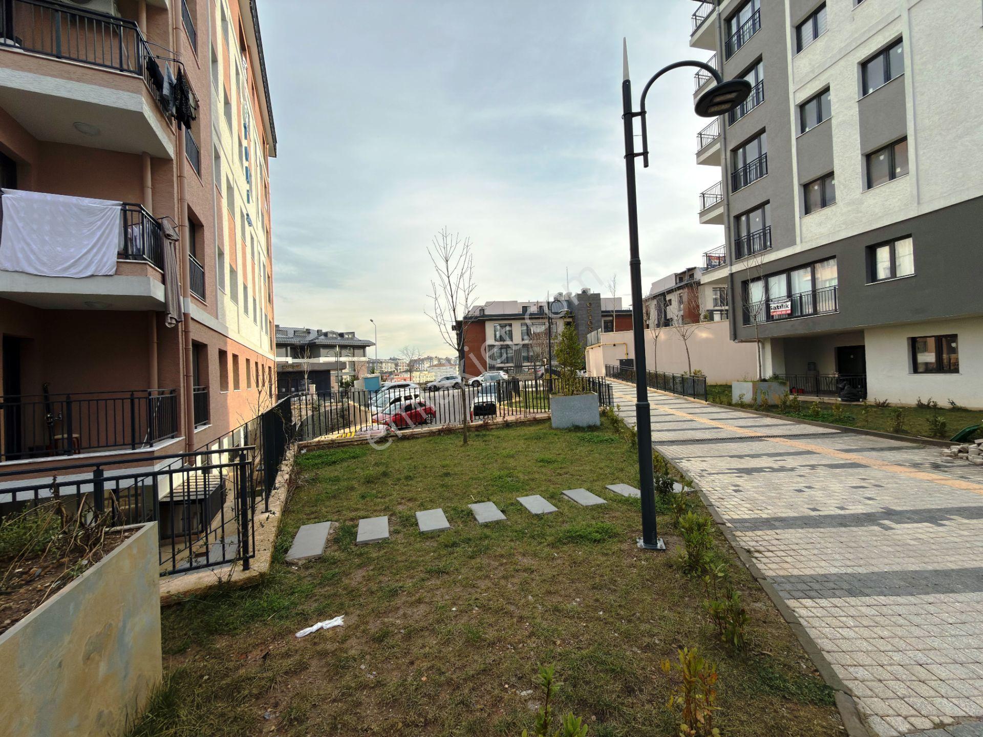 Boğaz'a Yakın Konumda '0' Site İçinde Teraslı 6.kat Kiralık 3+1 - Görsel 31