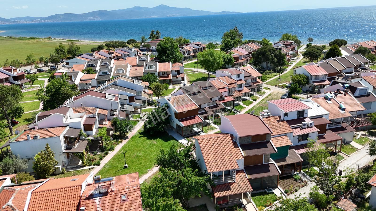 İzmir Dikili Salihleraltı Deniz Manzaralı 2+1 Satılık Villa - Görsel 10