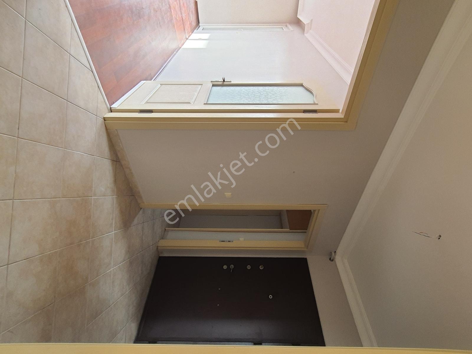 Hastaneler Cad., Otoparklı, Butik Apt- Balkonlu,temiz 3+1/135m² - Görsel 27