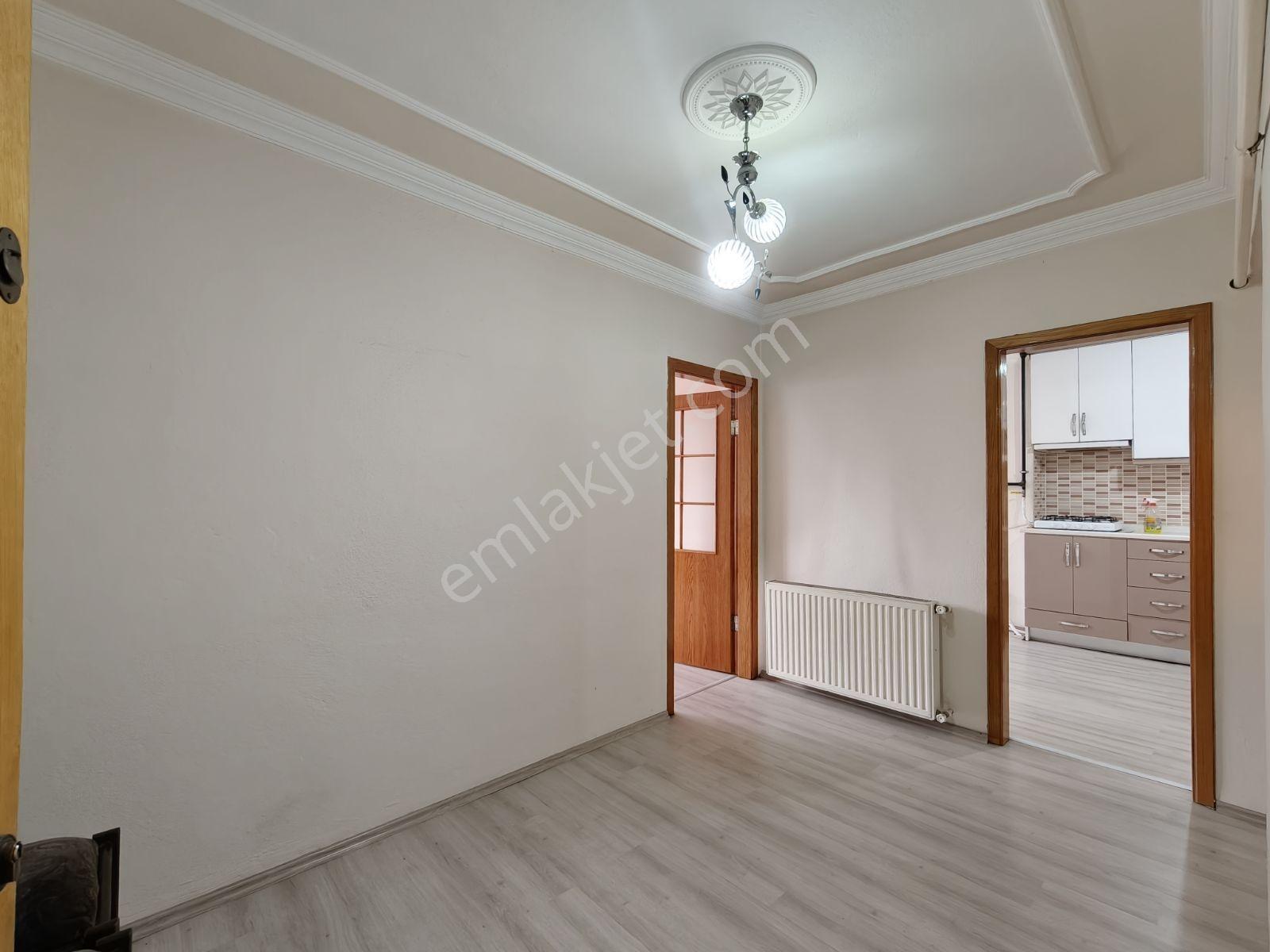 Ankara Caddesi Davutdede Metro İstasyonu Yanı Kiralık 3+1 Daire - Görsel 26
