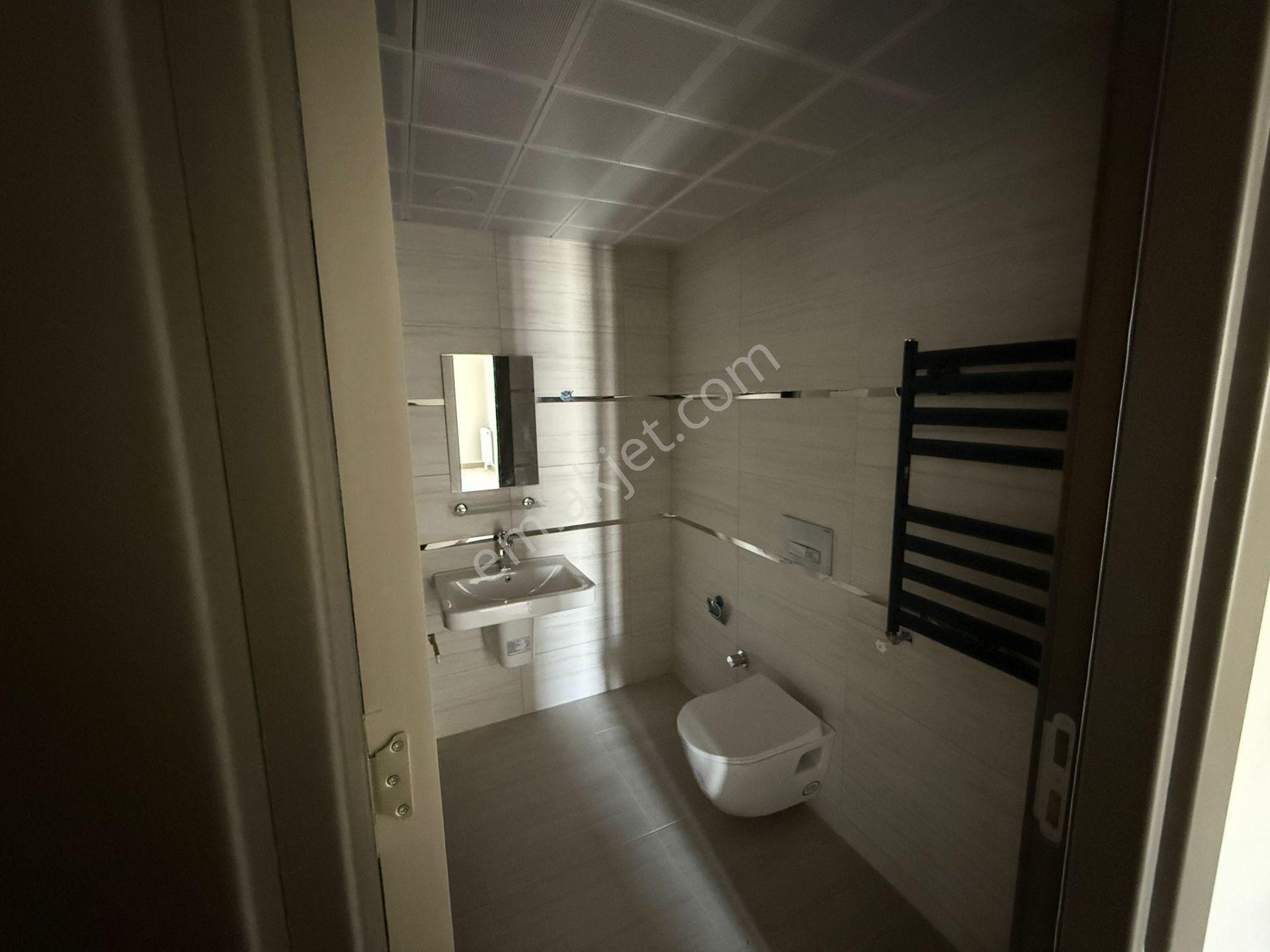 Aksaray Hamidiye Mahallede Şehrin Yeni Gözdesinde Kiralık 3+1 - Görsel 20