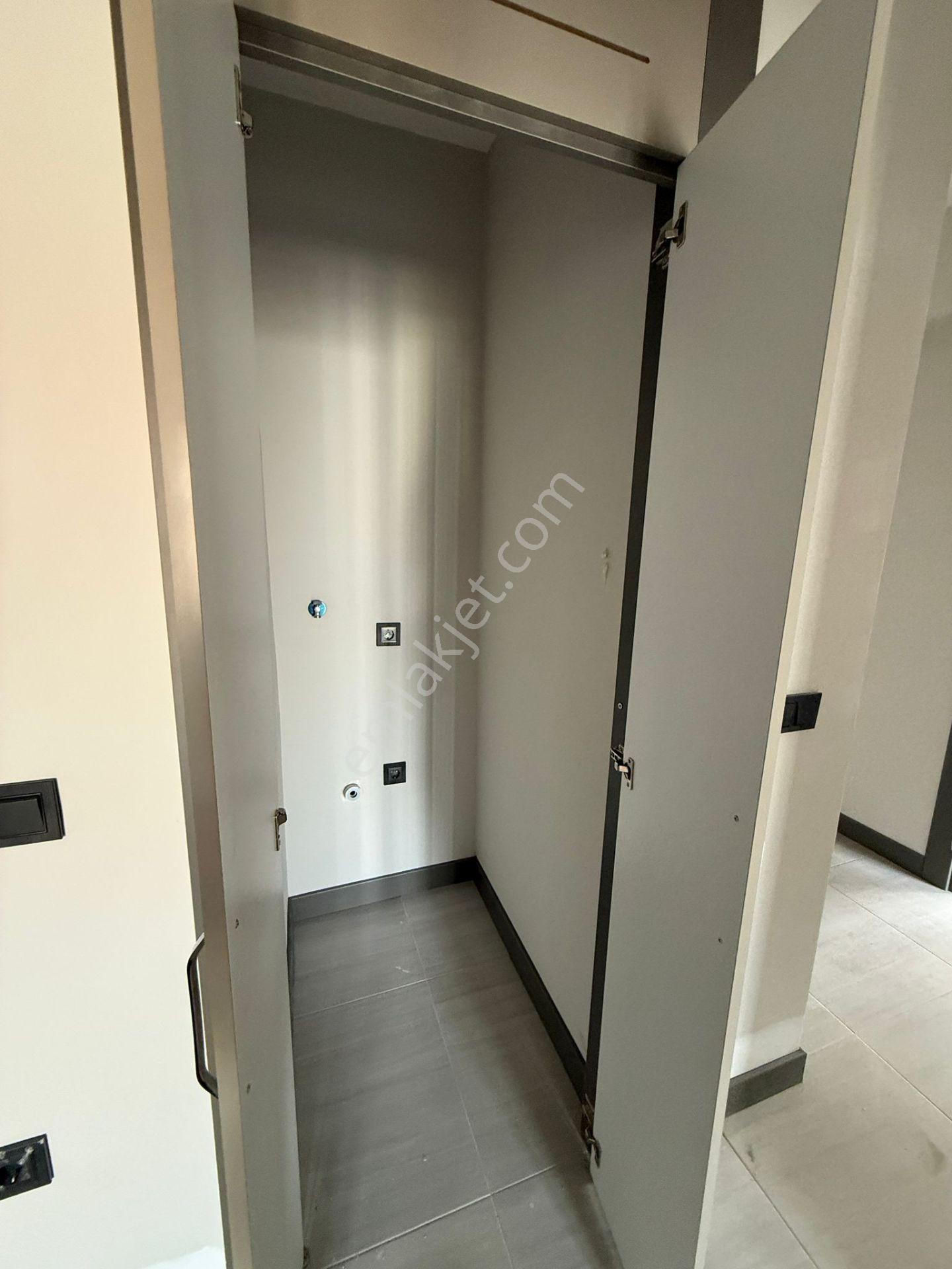Aksaray Hamidiye Mahallede Şehrin Yeni Gözdesinde Kiralık 3+1 - Görsel 24