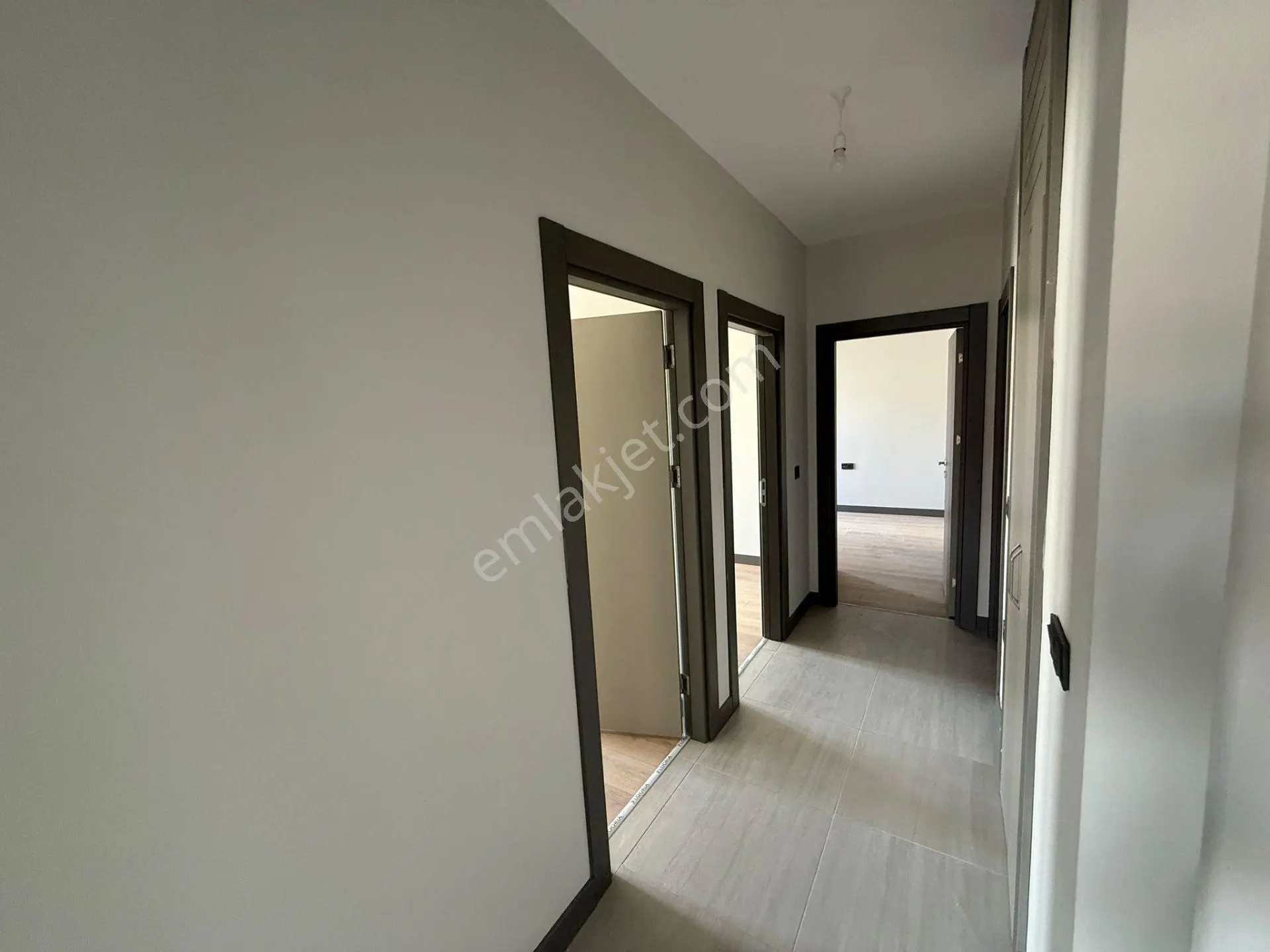 Aksaray Hamidiye Mahallede Şehrin Yeni Gözdesinde Kiralık 3+1 - Görsel 3