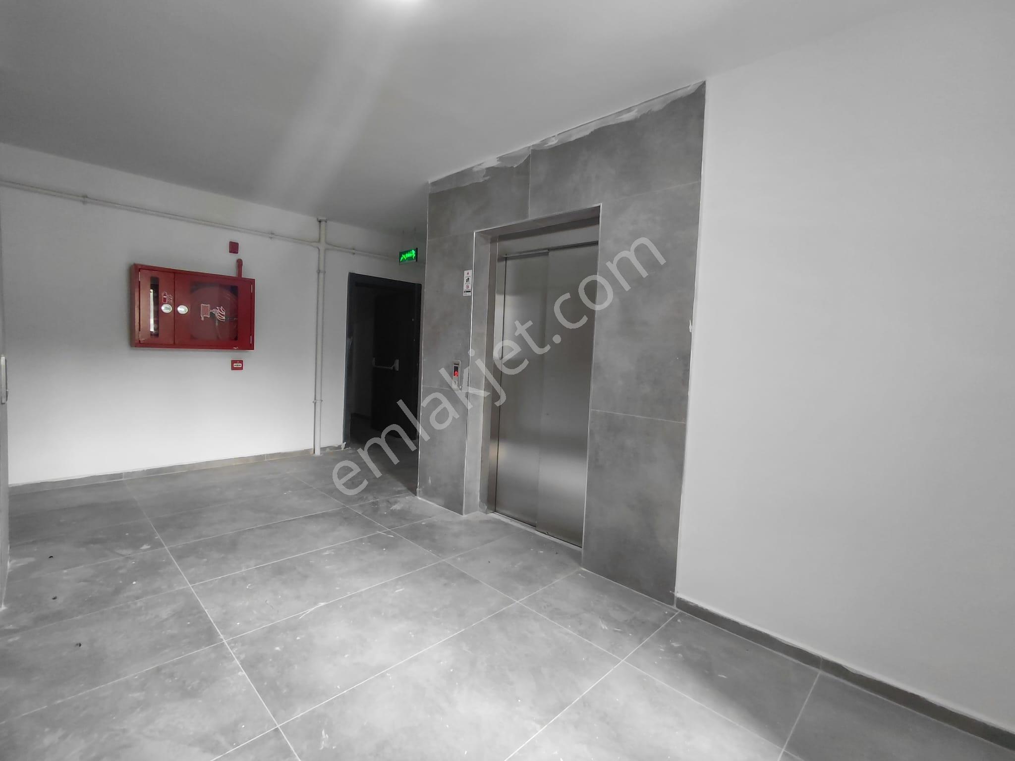 Tunçbey'den Leb-i Derya Sitesi Fırsat Daire 4+1 Bürüt 165 - Görsel 8