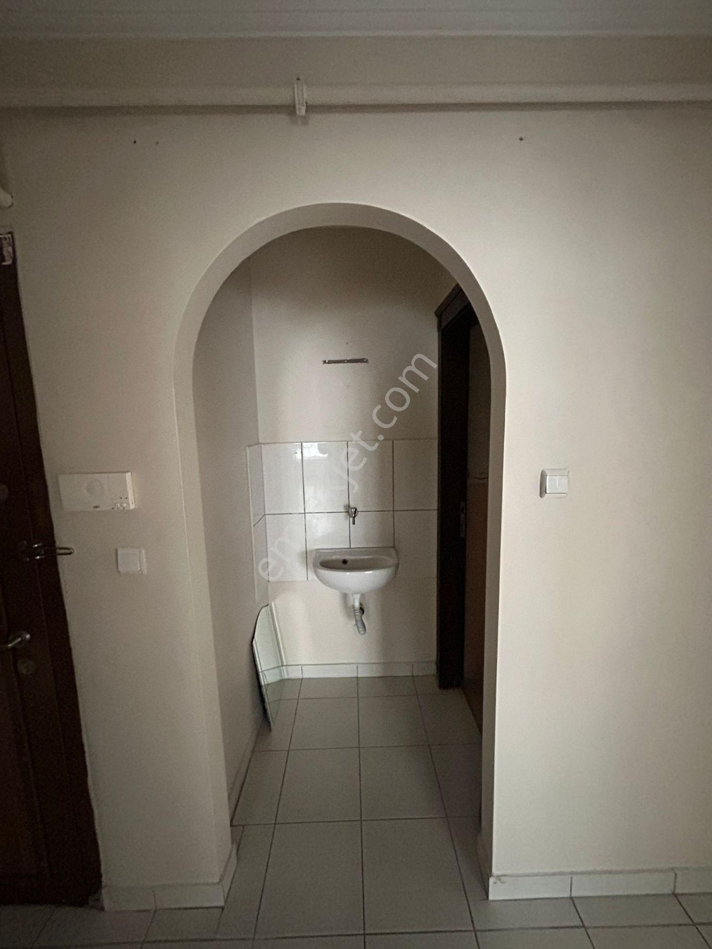Turyap'tan Osmangazi Mah Aşık Paşa Caddesi Yakını Asansörlü 3+1 Kiralık Daire - Görsel 14
