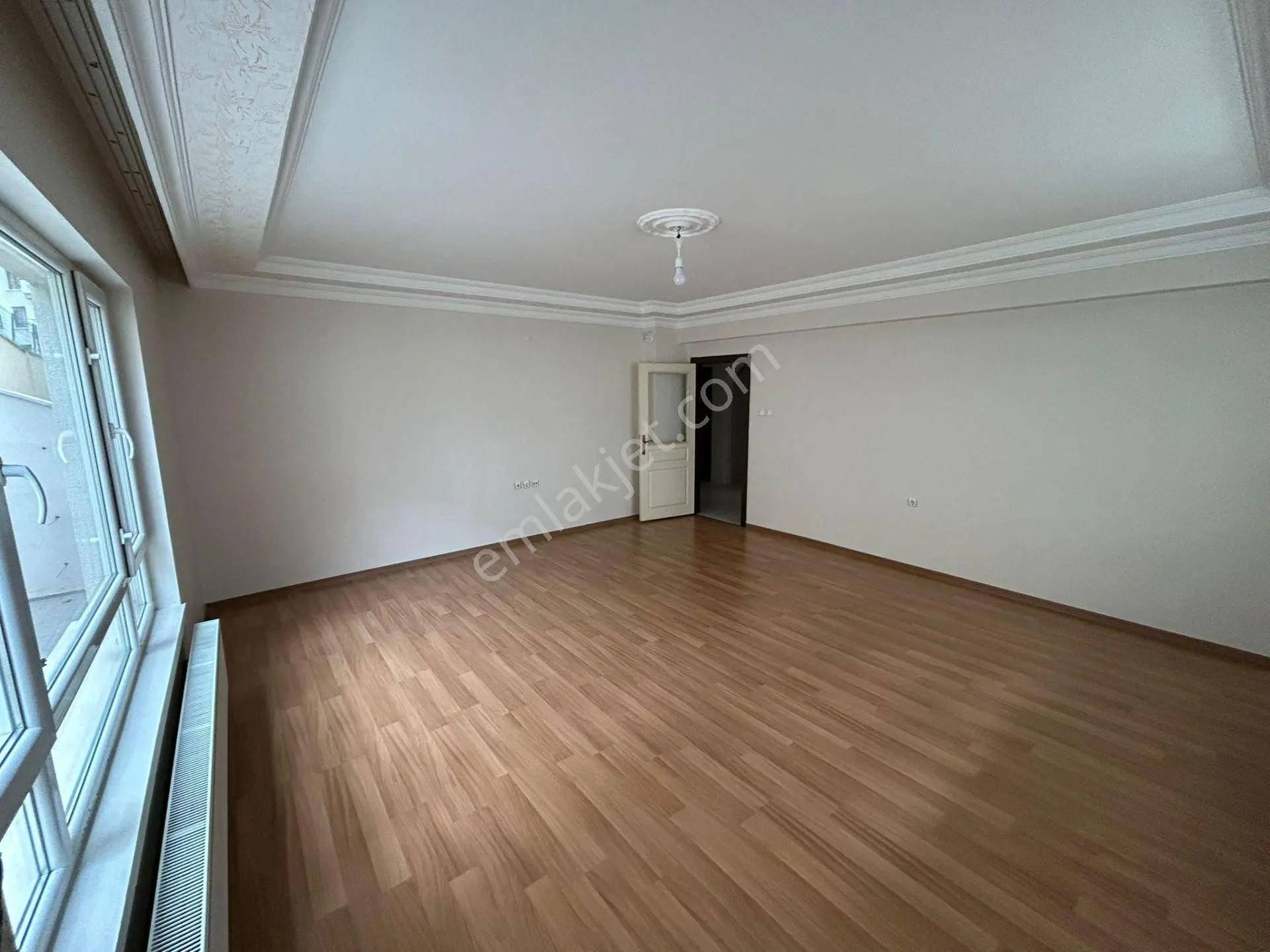 Turyap'tan Osmangazi Mah Aşık Paşa Caddesi Yakını Asansörlü 3+1 Kiralık Daire - Görsel 2