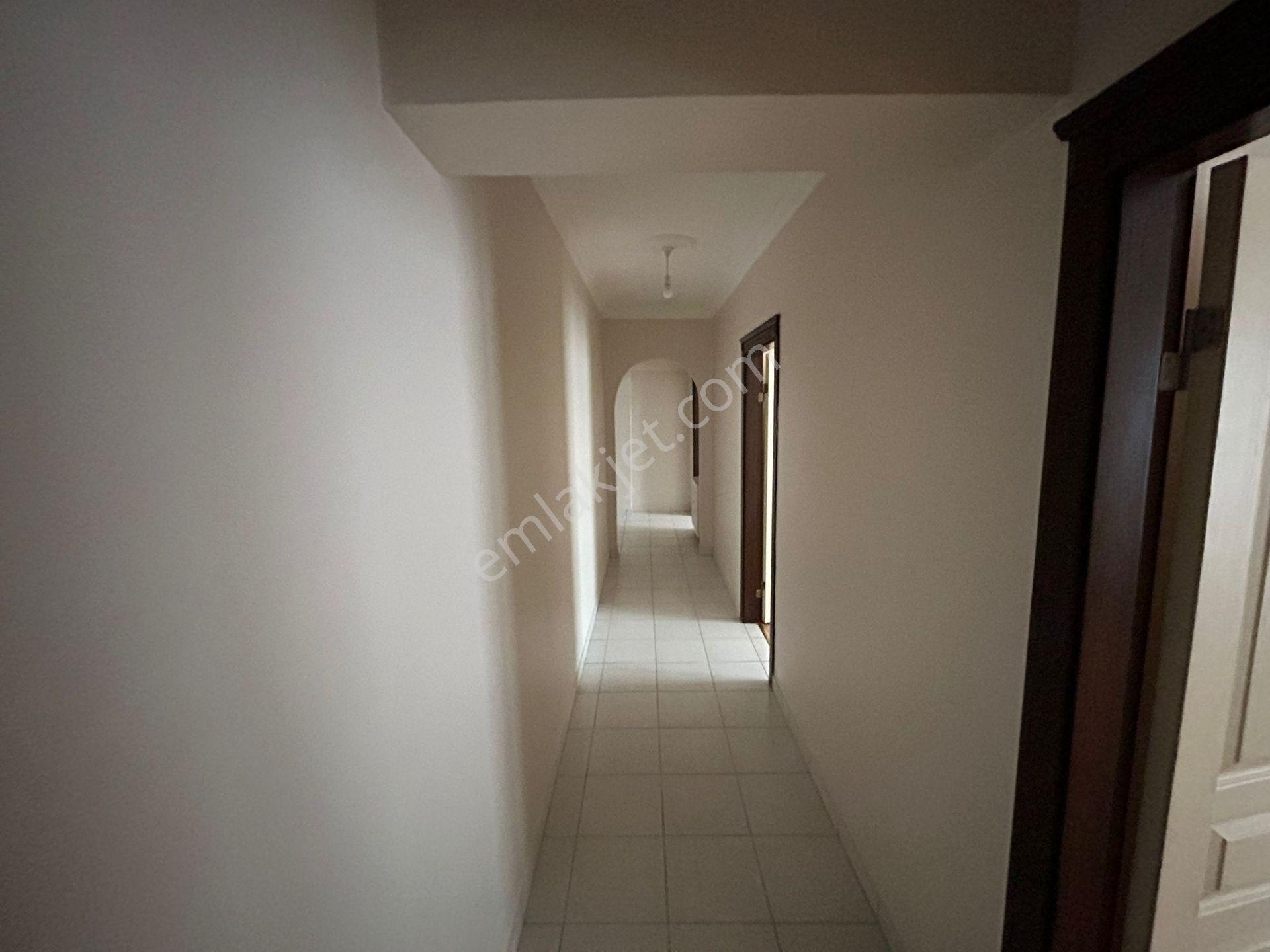 Turyap'tan Osmangazi Mah Aşık Paşa Caddesi Yakını Asansörlü 3+1 Kiralık Daire - Görsel 35
