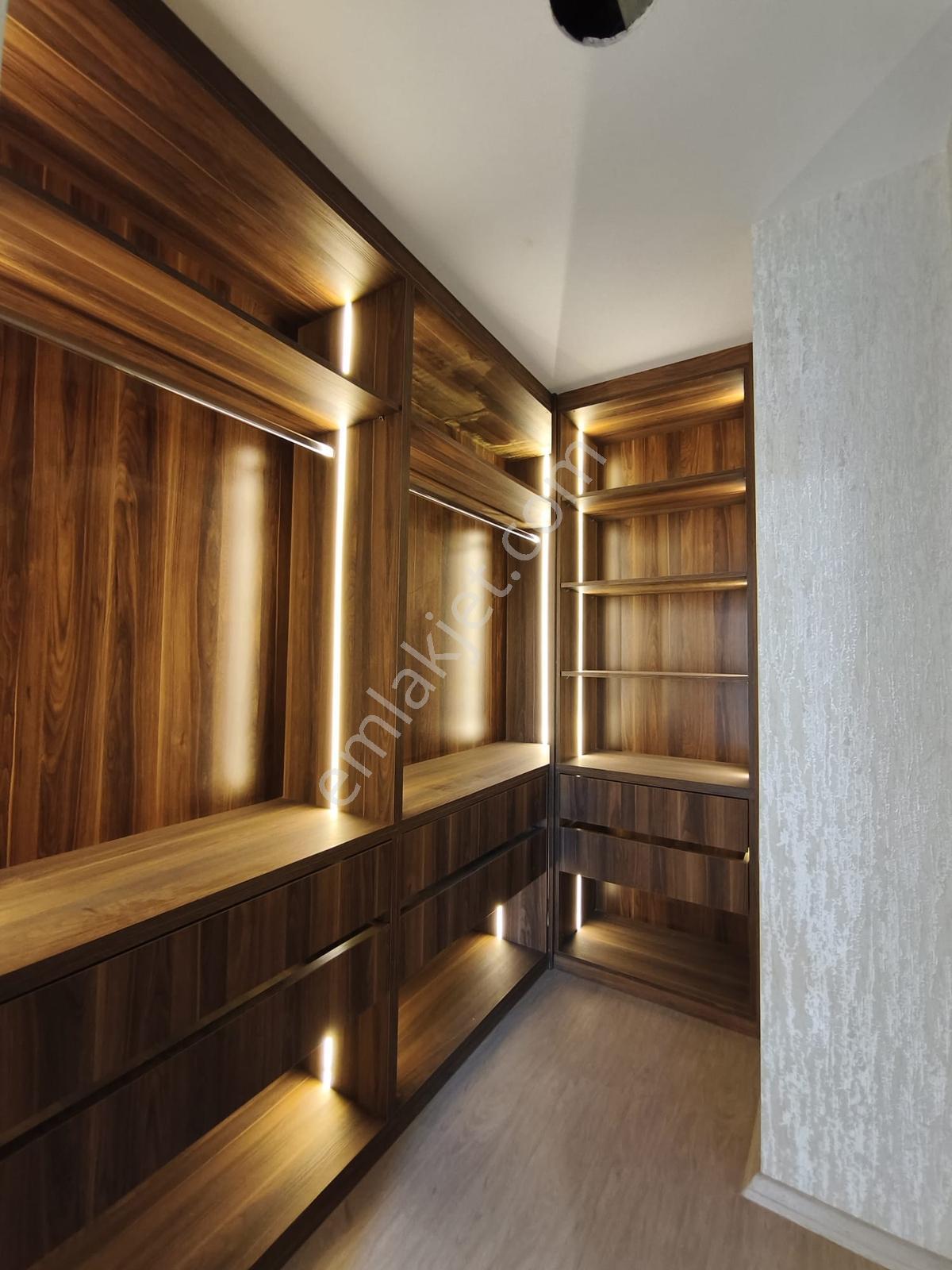 Kuzey Meram Evleri 4+1 226m² Lüks Ve Konforlu Daire - Görsel 9