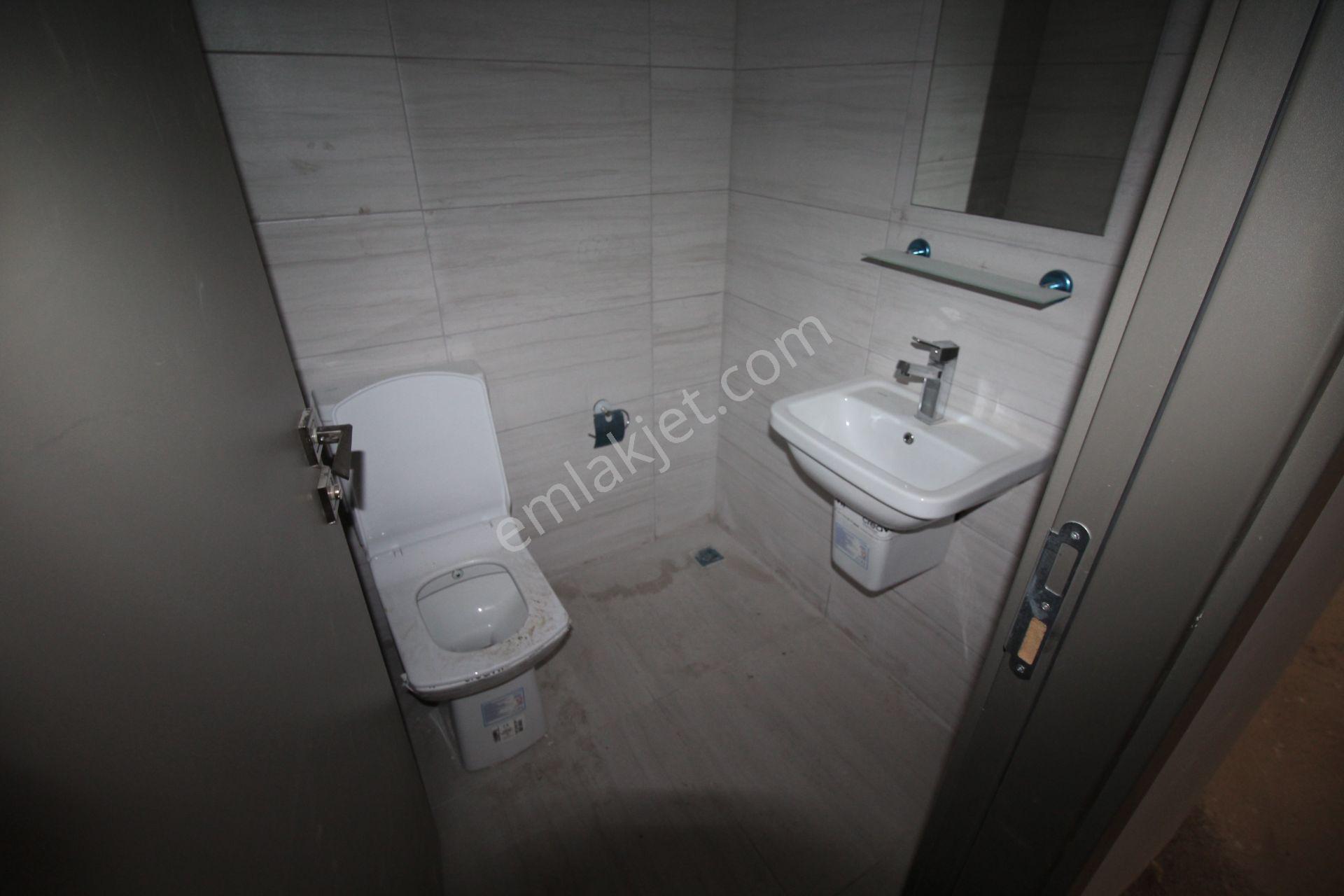 Aksaray Hamidiye Mahallede Şehrin Yeni Gözdesinde Kiralık Dükkan - Görsel 12