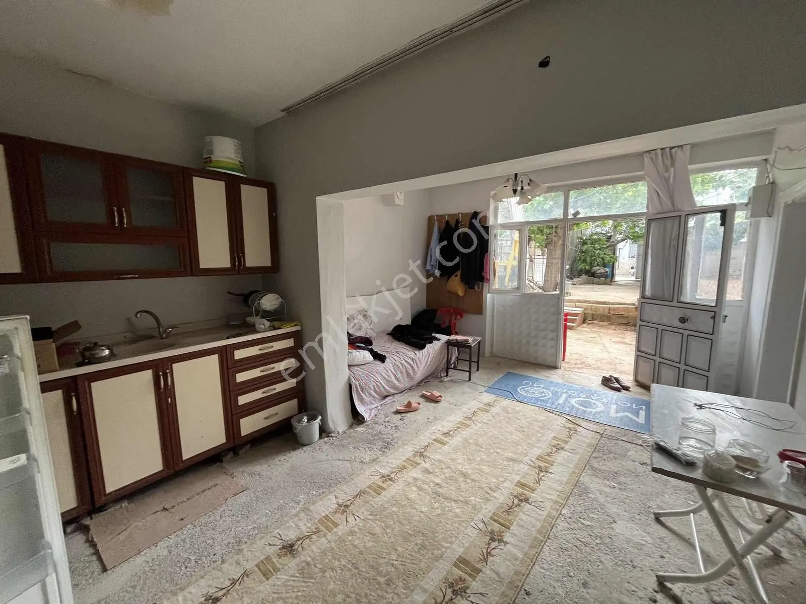 Hakev Den İmamağa Mah.satıl Ev