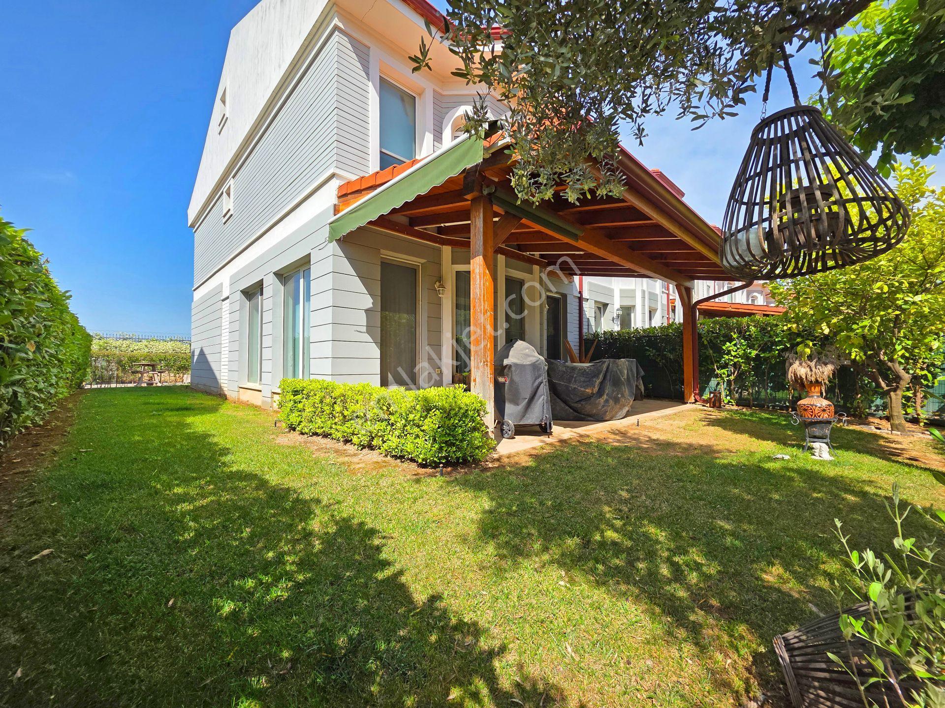 Gökhan Üçgün - Panorama Villaları - Trıplex, Köşe Konumda Villa