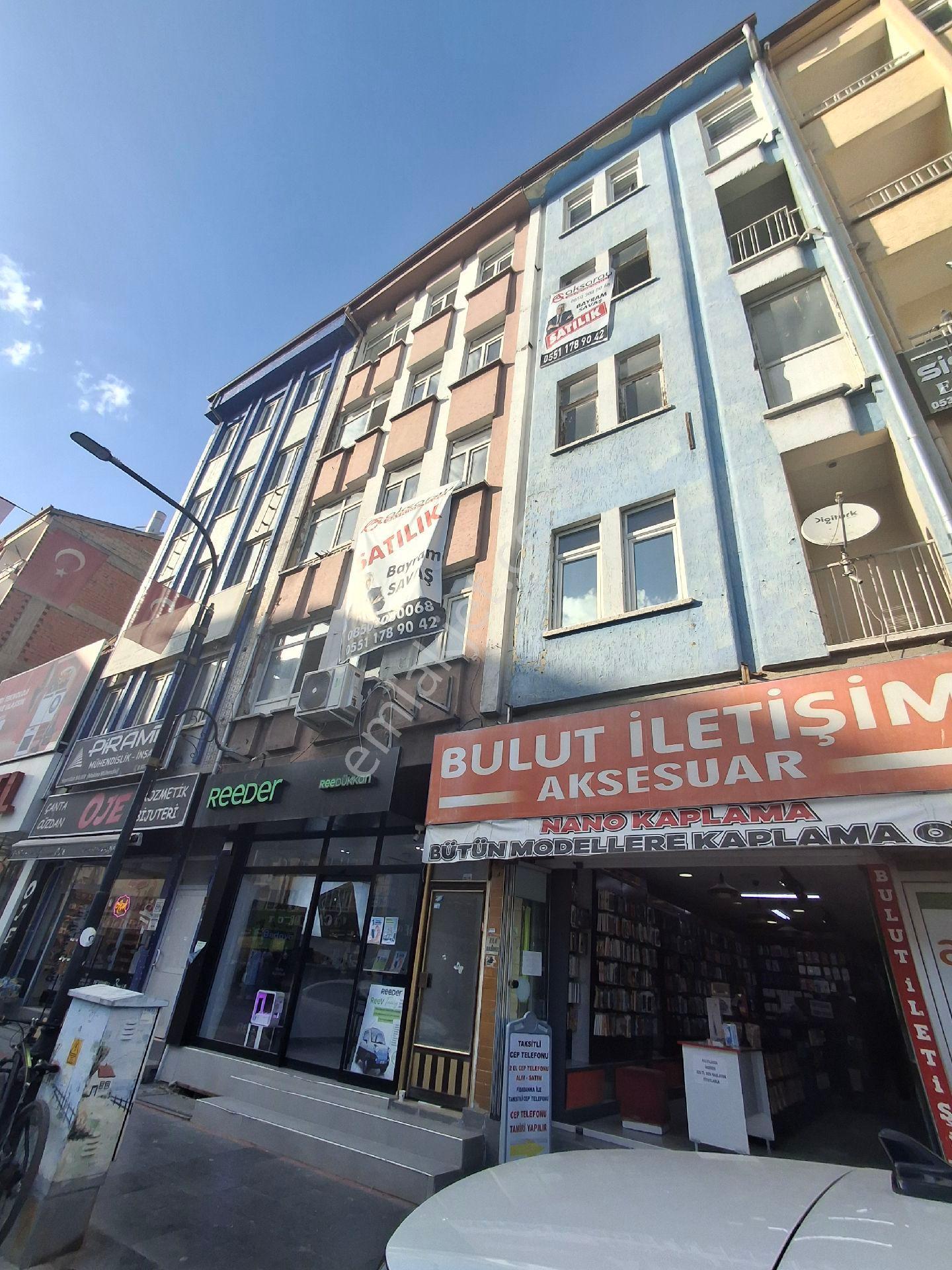Aksaray Hamidiye Mah. Ana Caddede Satılık 5 Katlı Komple Bina - Görsel 10