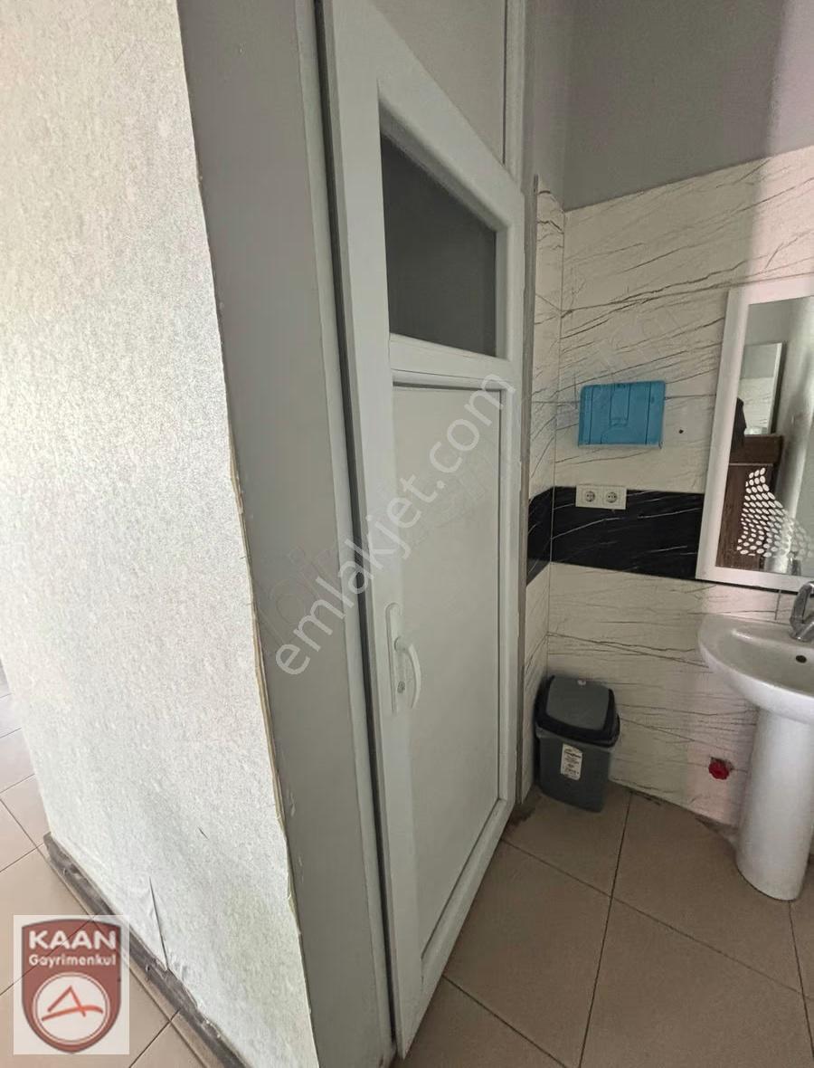 Kaan Emlaktan Adalette Aydem Karşısı Düz Ayak Kiralık İşyeri - Görsel 17