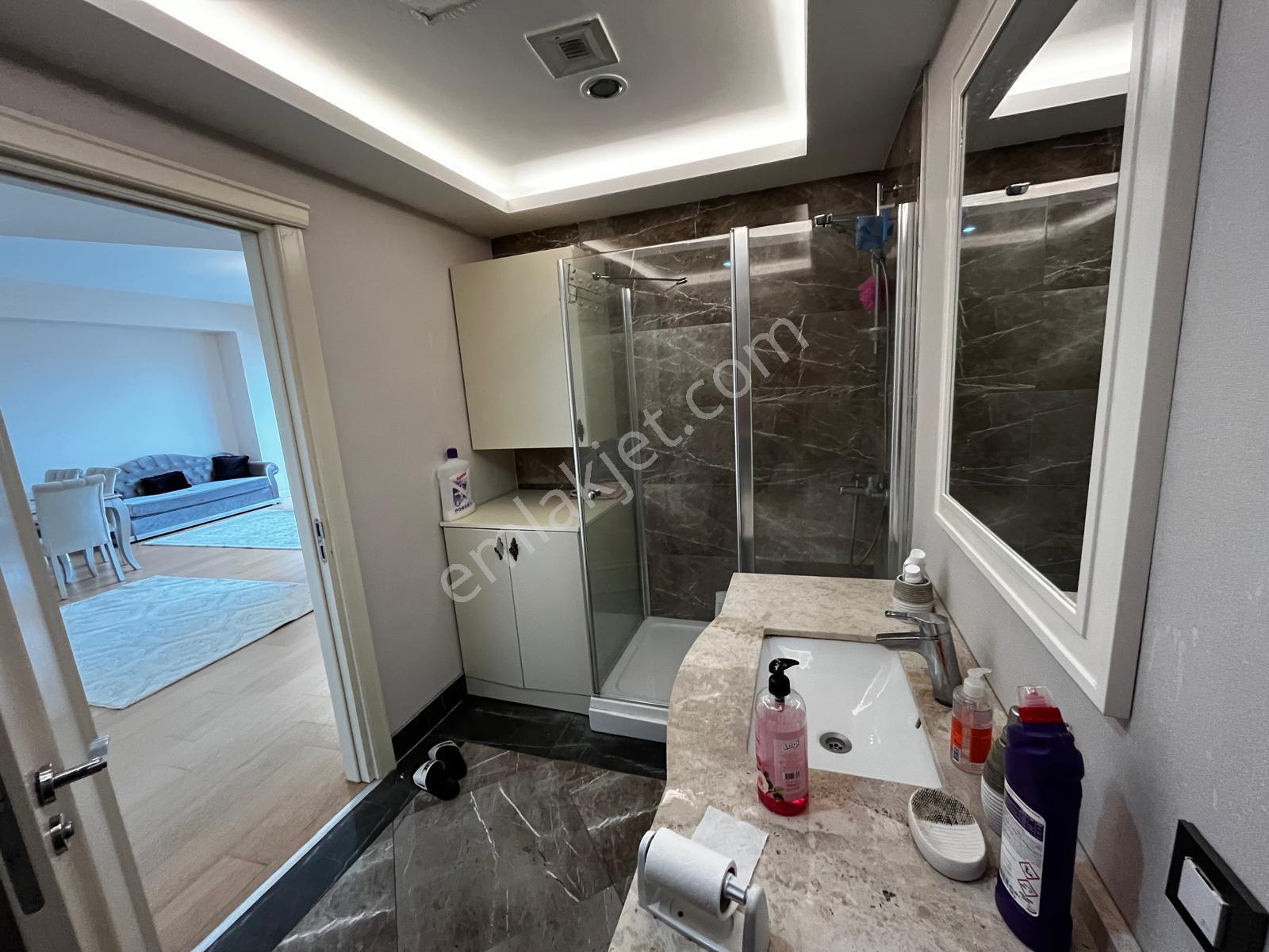 Kiptaş Venezia Mega Kiralık Full Lüks Eşyalı 94 M2 1+1 Daire - Görsel 6