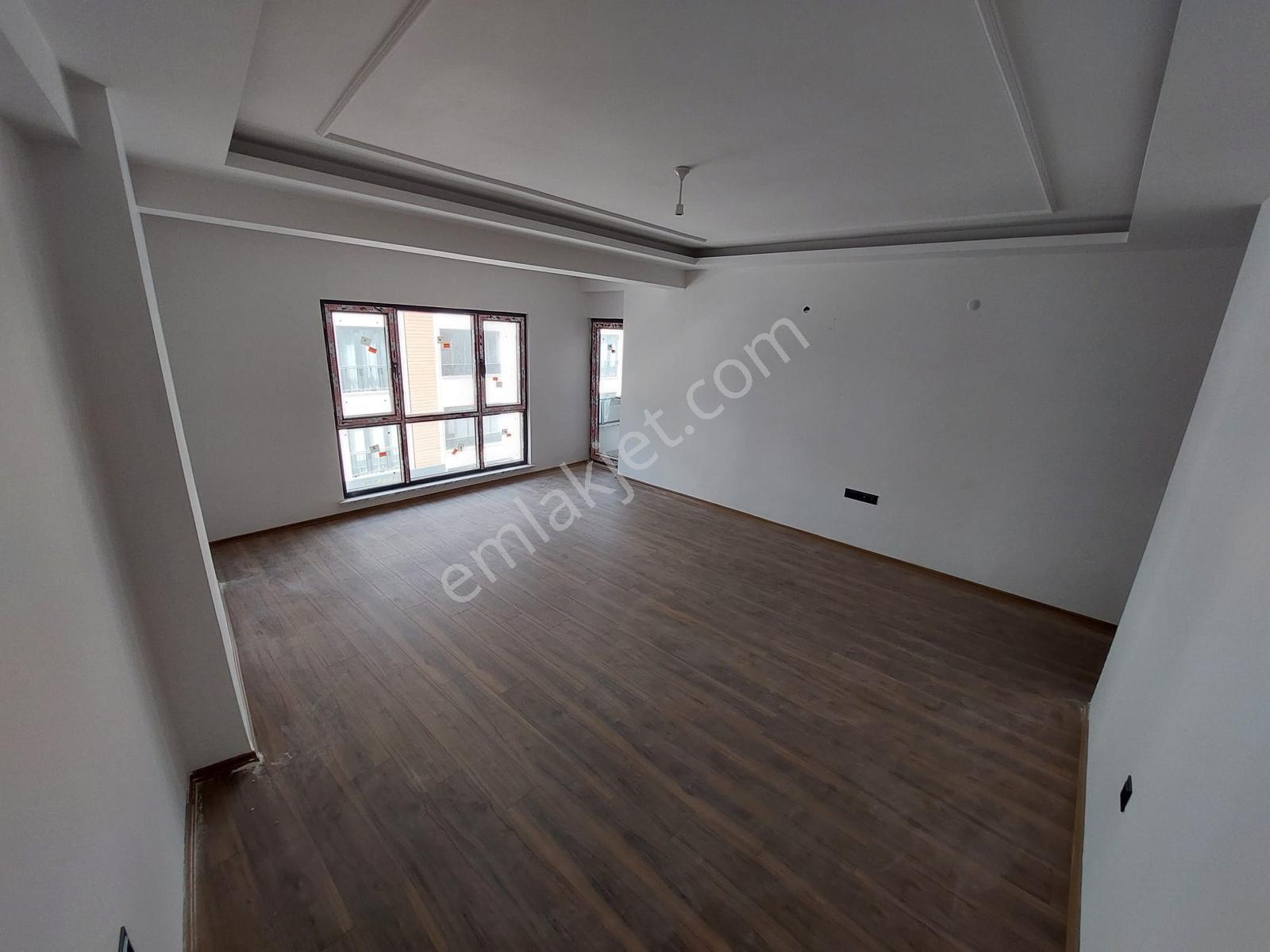 Beşevler Yıldırım Cad 4+1 190 M2 2,kat Kombili Sıfır Daire - Görsel 25