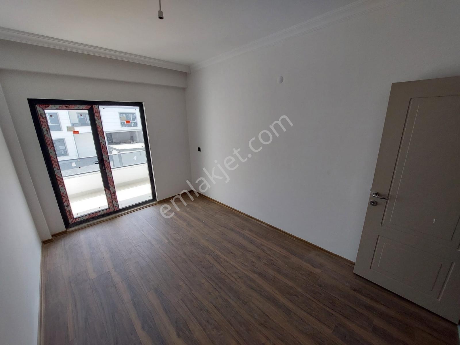 Beşevler Yıldırım Cad 4+1 190 M2 2,kat Kombili Sıfır Daire - Görsel 35