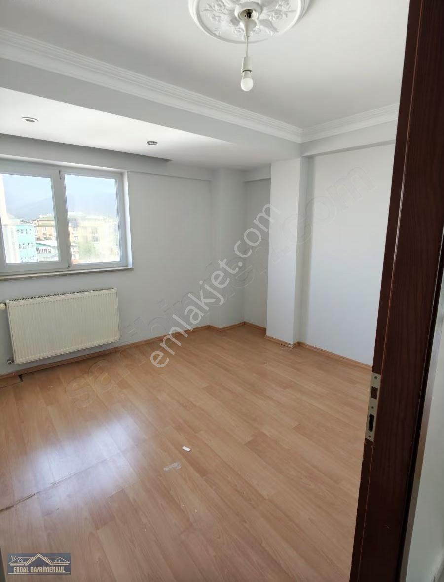 Dokuzkavaklar Mahallesi (üçgen Mevkii) 110 M2 2+1 Daire - Görsel 3