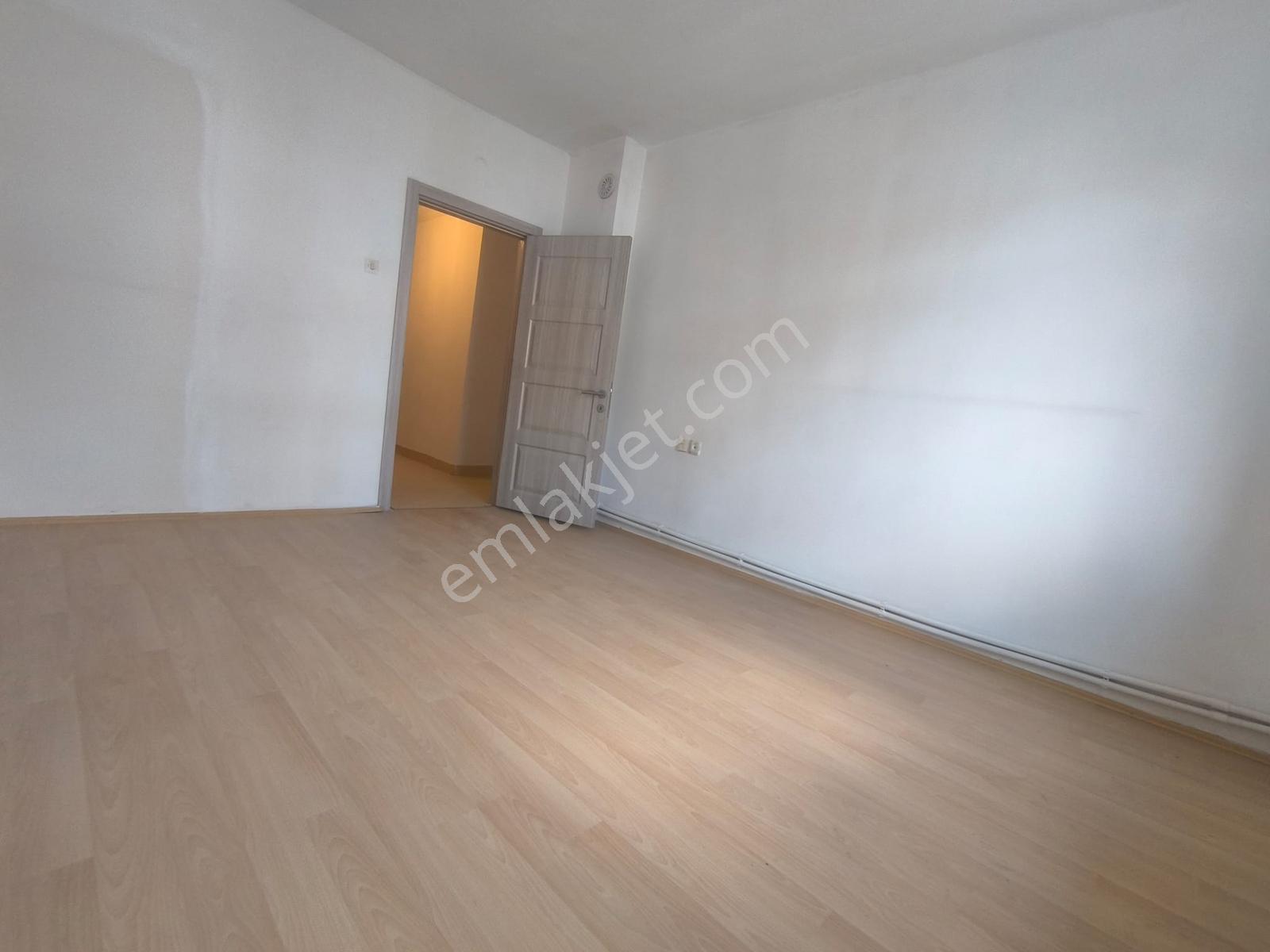 Keçiören Ufuktepe'de Cadde Üstü 3+1+kiler Üst Kat Kiralık Daire - Görsel 6
