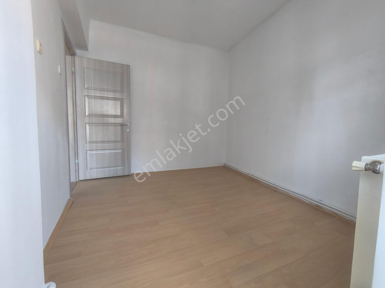 Keçiören Ufuktepe'de Cadde Üstü 3+1+kiler Üst Kat Kiralık Daire - Görsel 14