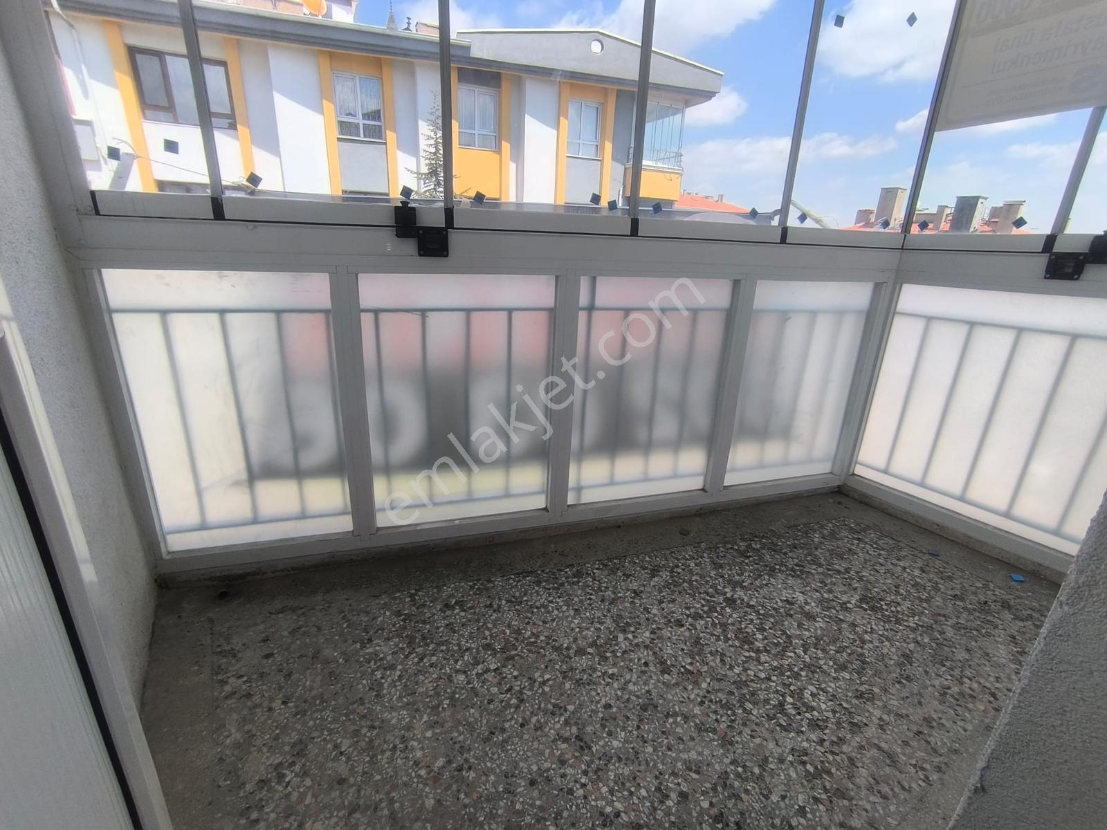 Keçiören Ufuktepe'de Cadde Üstü 3+1+kiler Üst Kat Kiralık Daire - Görsel 15