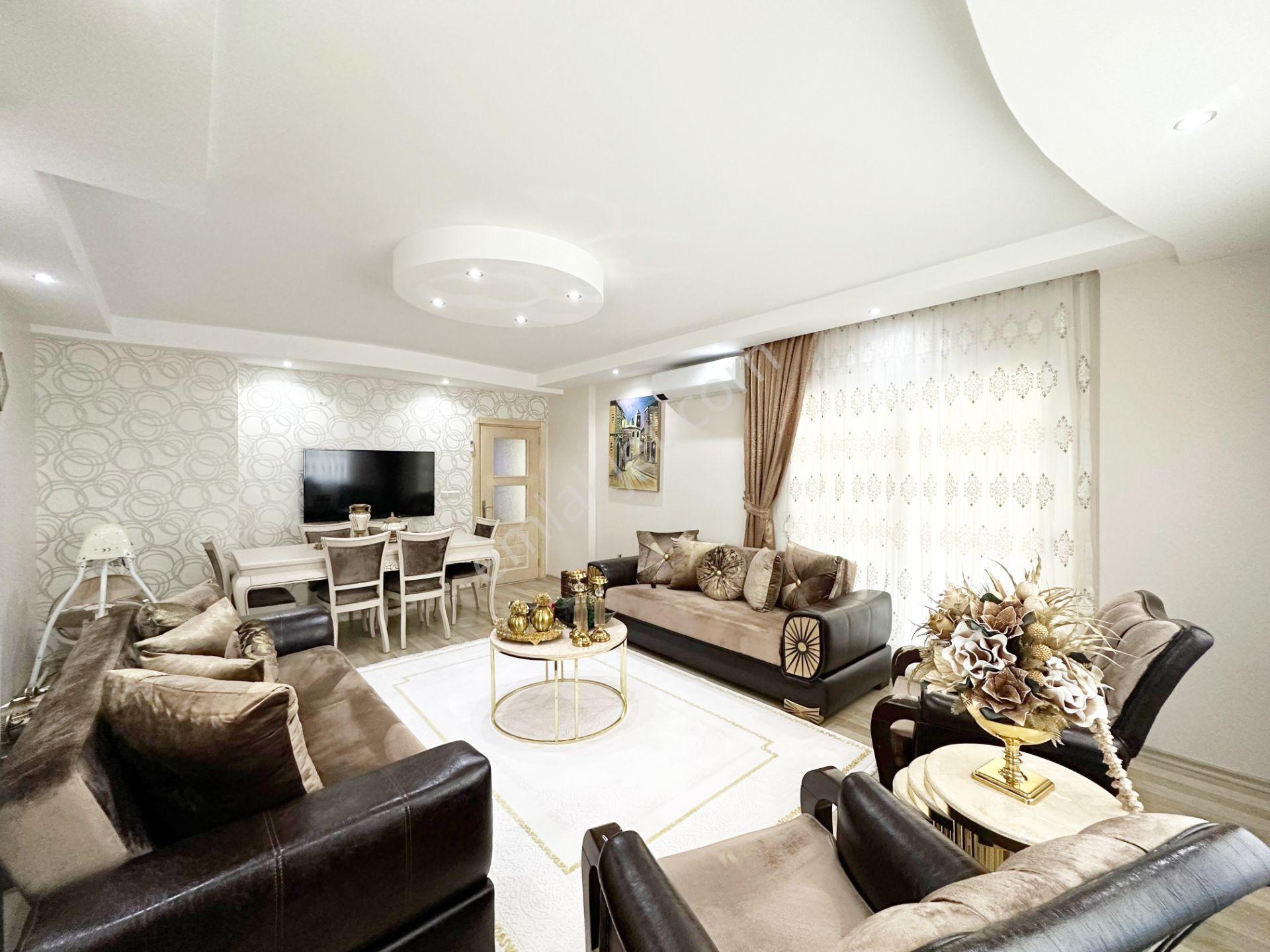 Pınar'da Kapalı Mutfak 185 M2 3+1 Çiftbanyo Giyinme Odalı Doğalgazlı 3 Cepheli Büyük Teras Balkon - Görsel 4