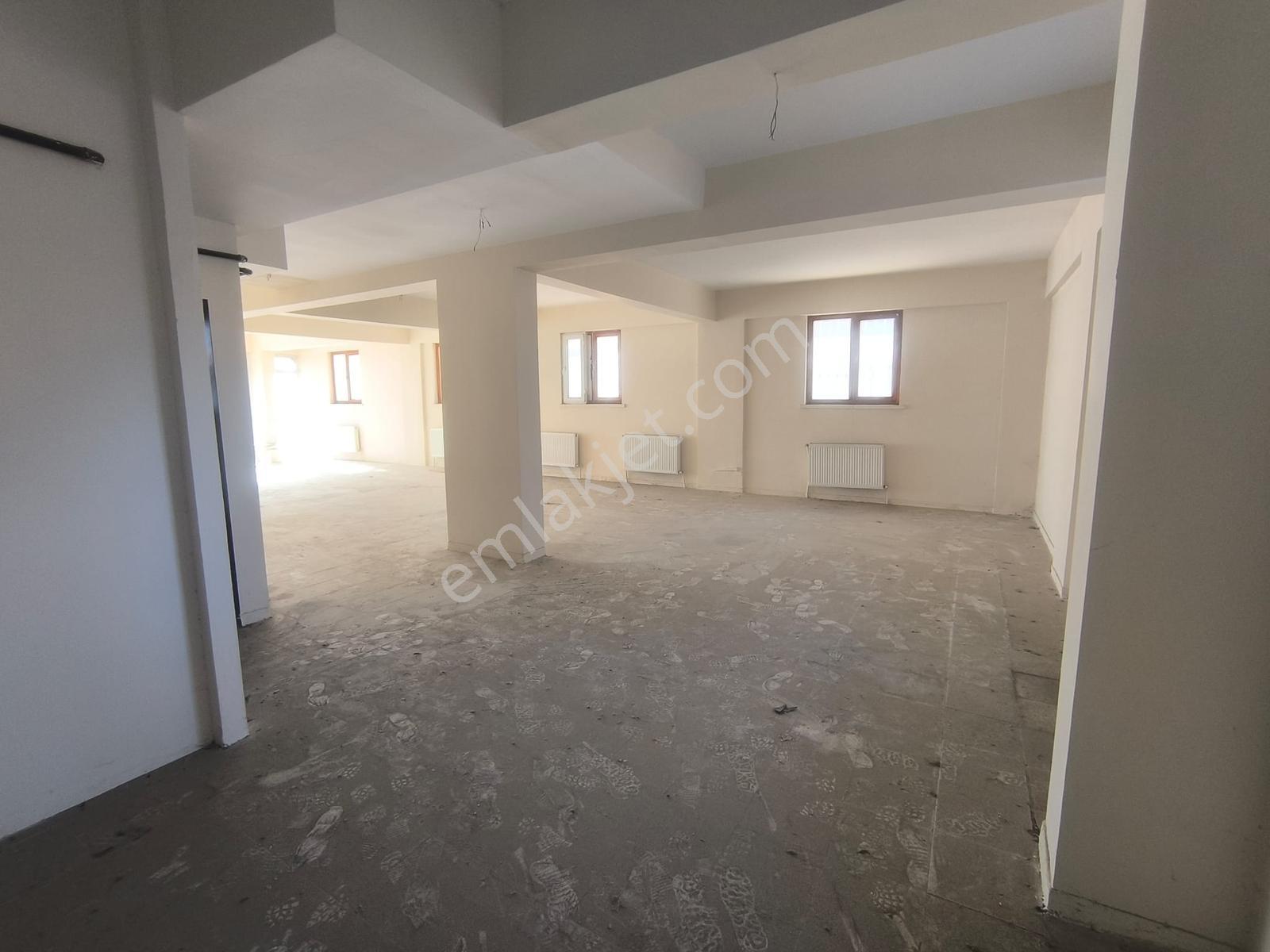 Ufuktepe Cadde Üzeri Geniş Cepheli Her İşe Uygun Satılık Dükkan - Görsel 19
