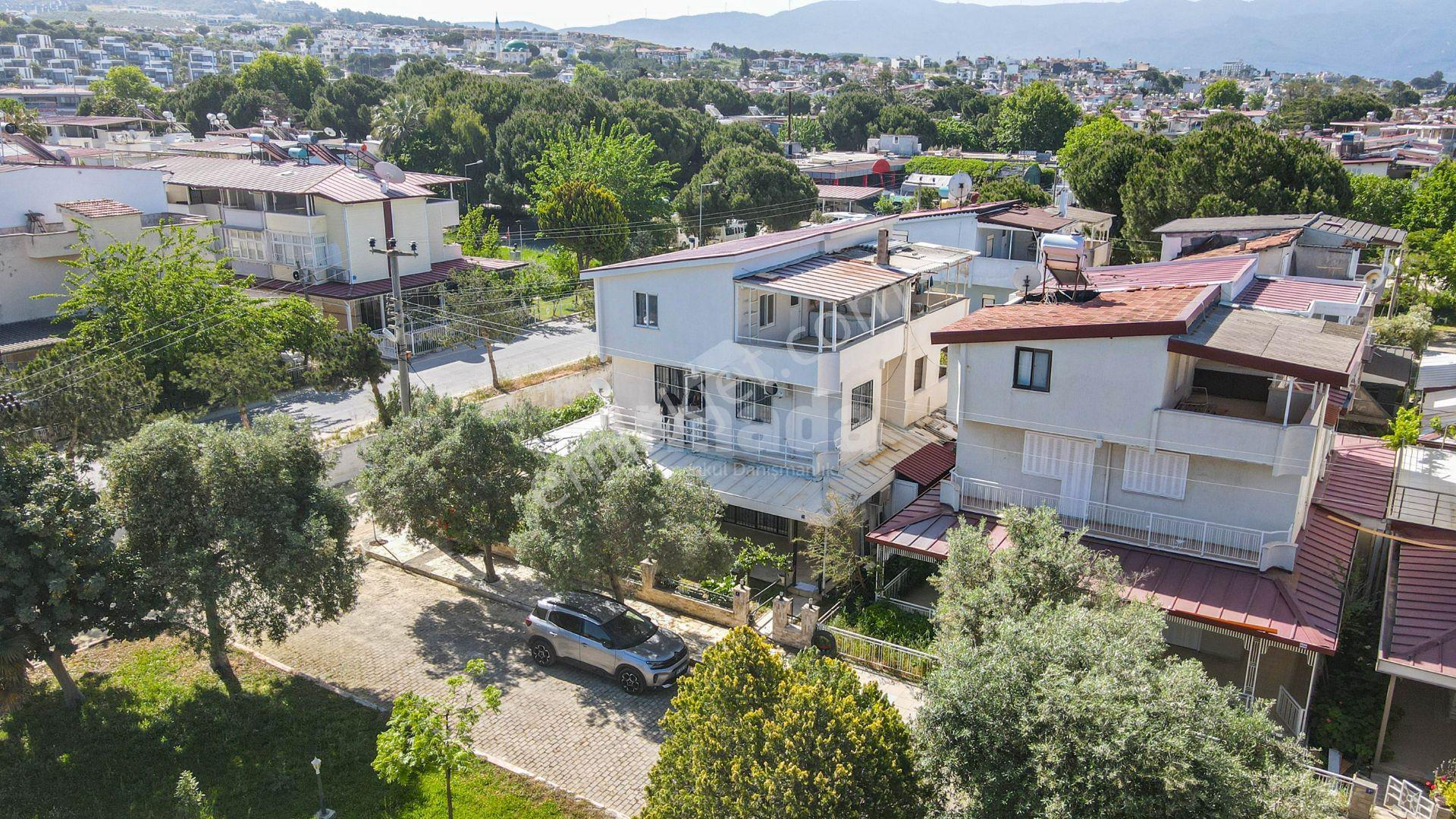 Kuşadası Güneştur Sitesi'nde Satılık 3+1 Yazlık - Görsel 2