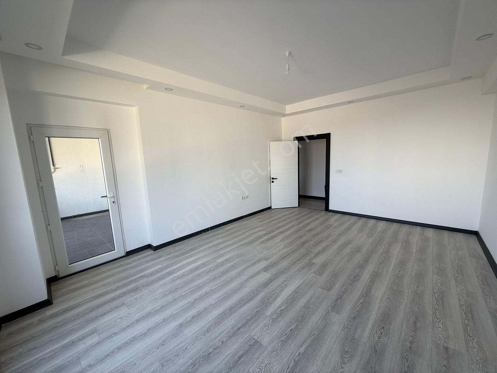 Turyap Hürriyetten İzsiz Towers Da Giriş Kat 2+1 Kiralık Daire - Görsel 5