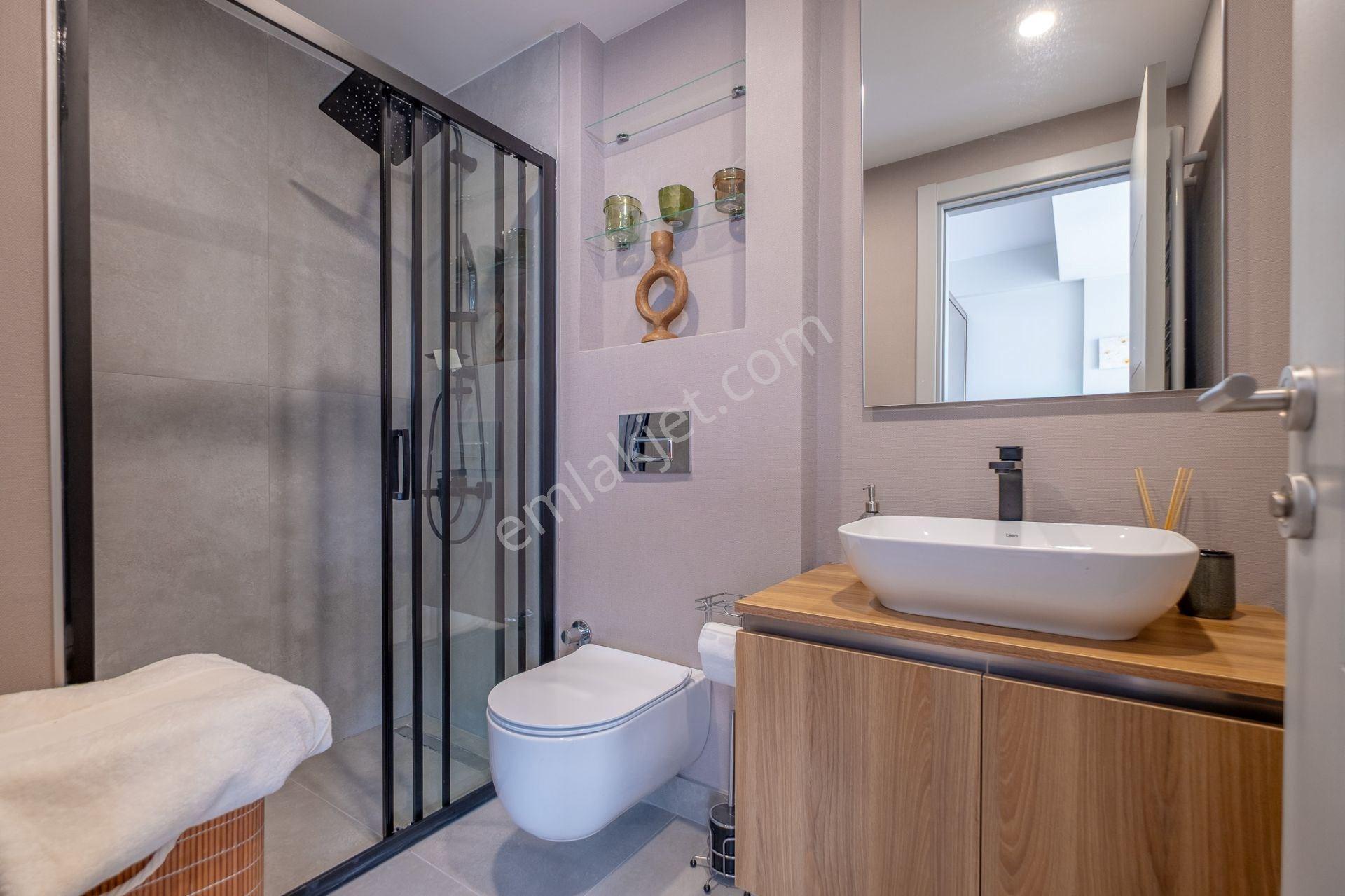 Bahçeşehirde Hemen Teslim Satılık 4+1 Villa Vadeli Ödeme İmkanı - Görsel 16