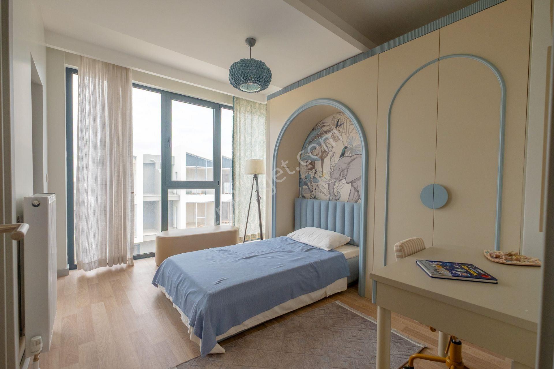Bahçeşehirde Hemen Teslim Satılık 4+1 Villa Vadeli Ödeme İmkanı - Görsel 24