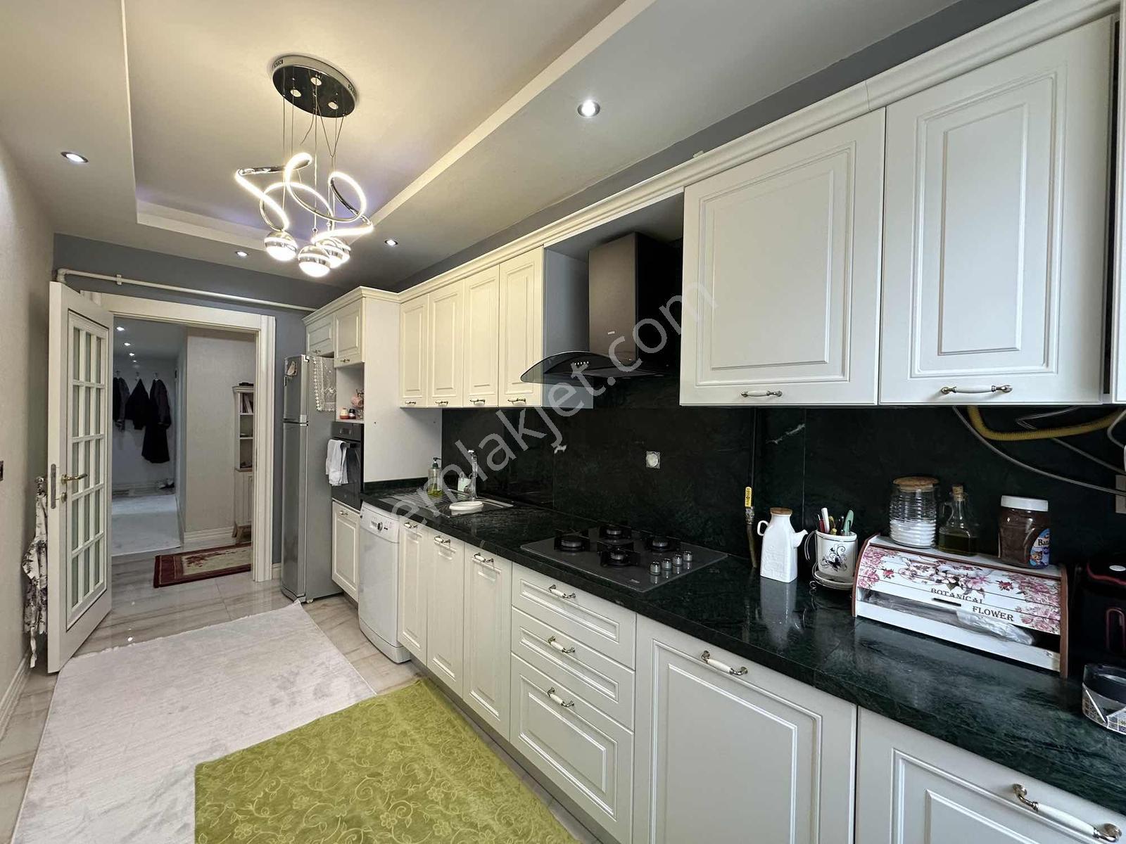 Net 100m2 Pia Kalitesiyle 75 İn Yanı Başında Şahane 2+1 Daire!
